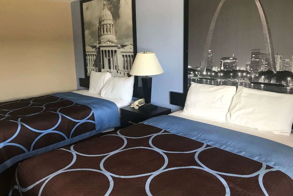 Motel 6 Concordia, MO