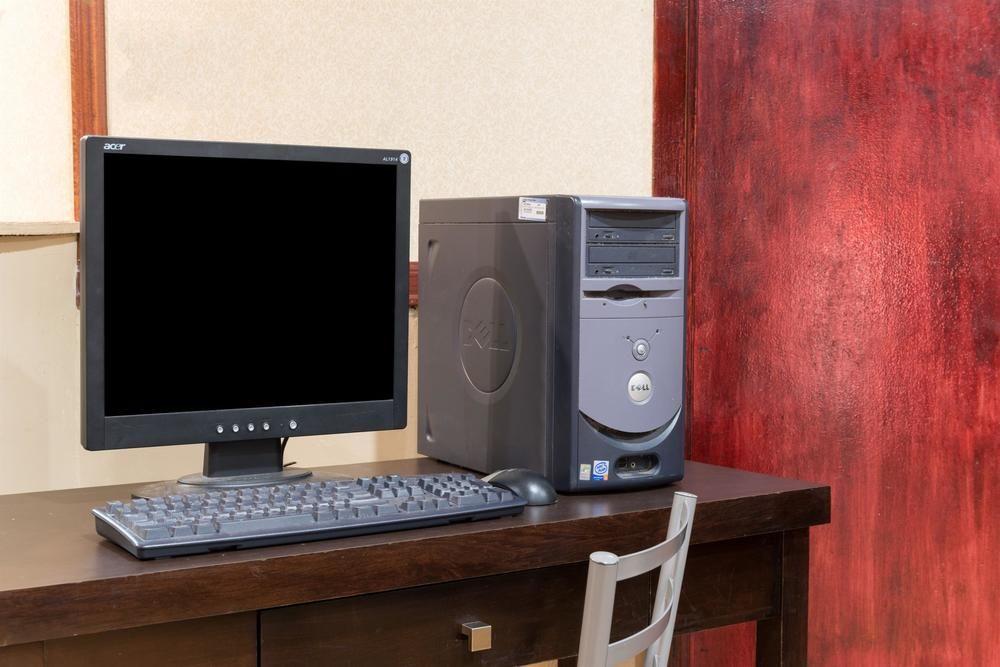 Super 8 by Wyndham Fenton/St. Louis Area