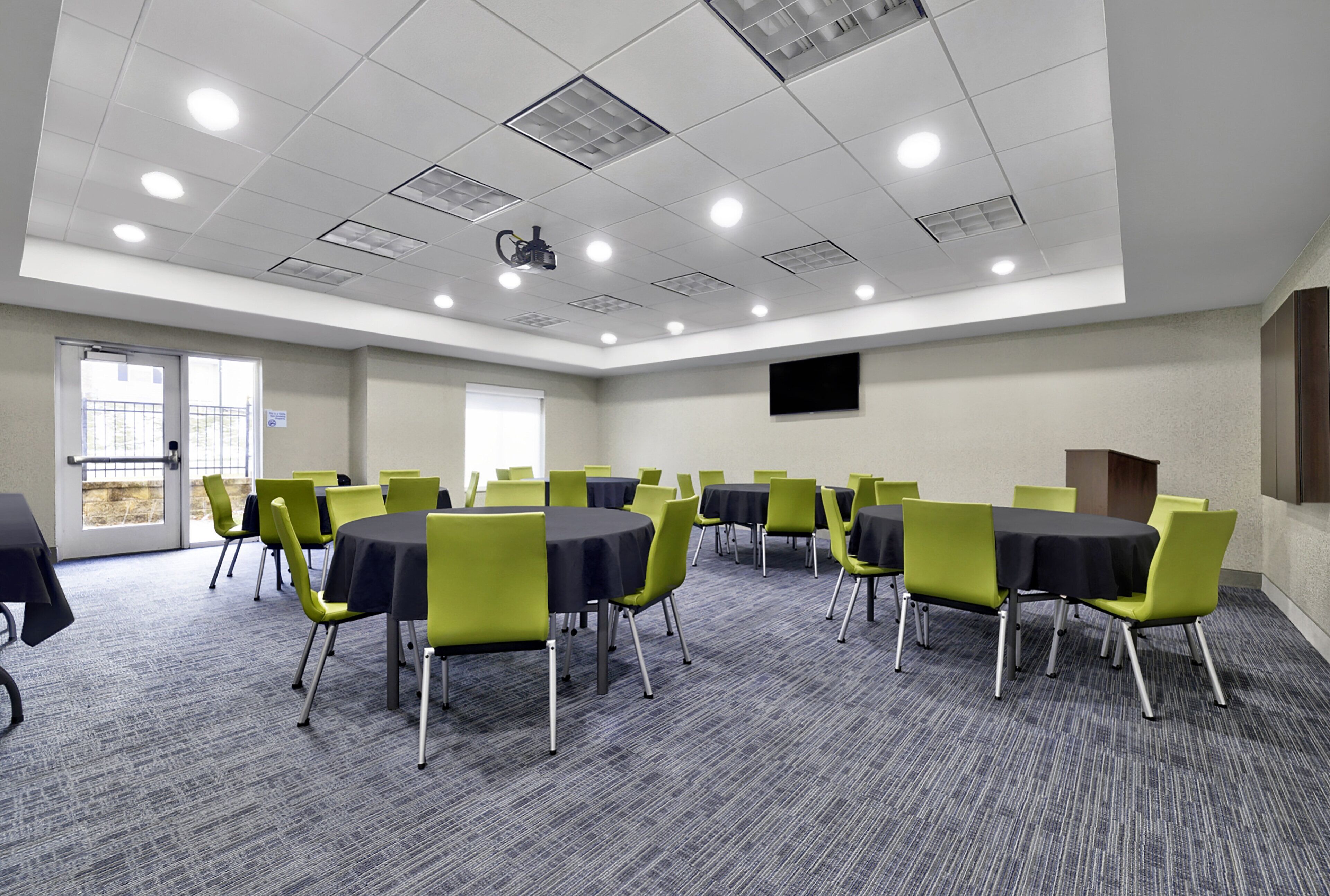 Holiday Inn Express Hotel & Suites Kansas City - Grandview