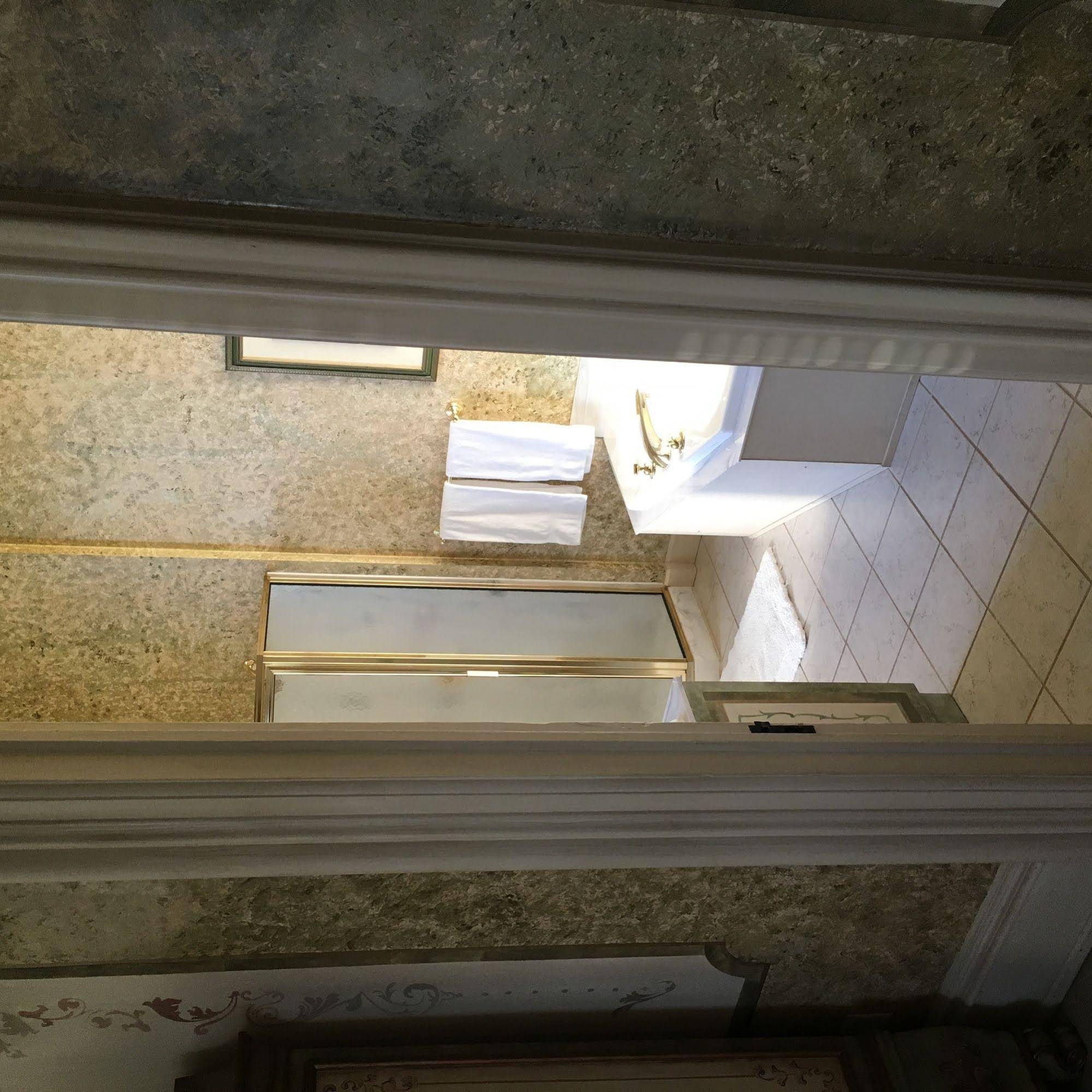 Main Street Bed & Breakfast