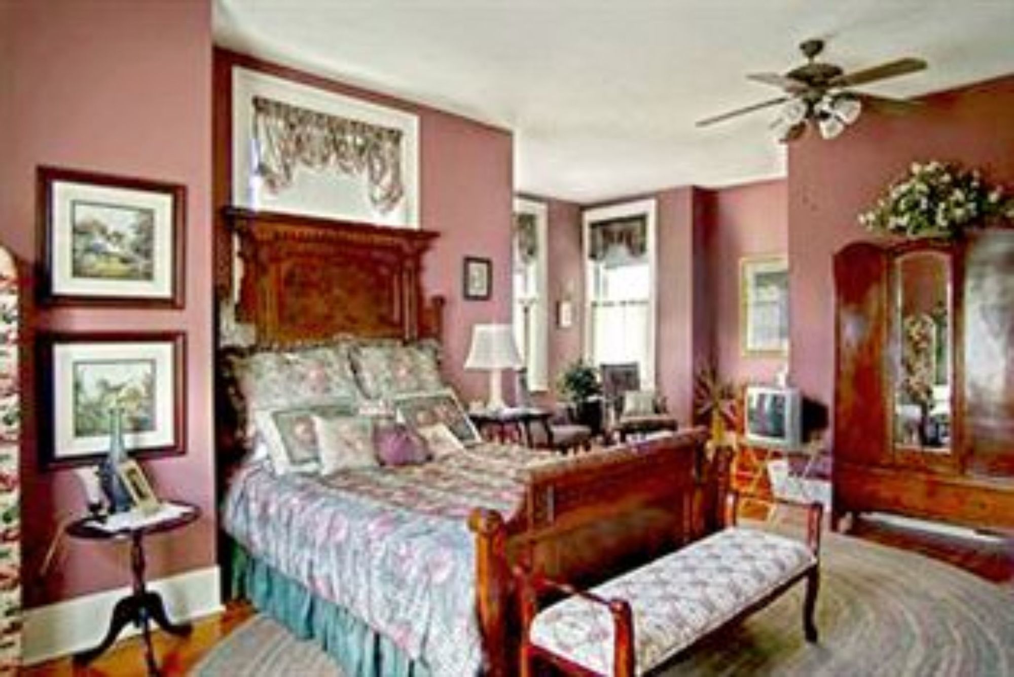 Hawthorn - A Bed & Breakfast