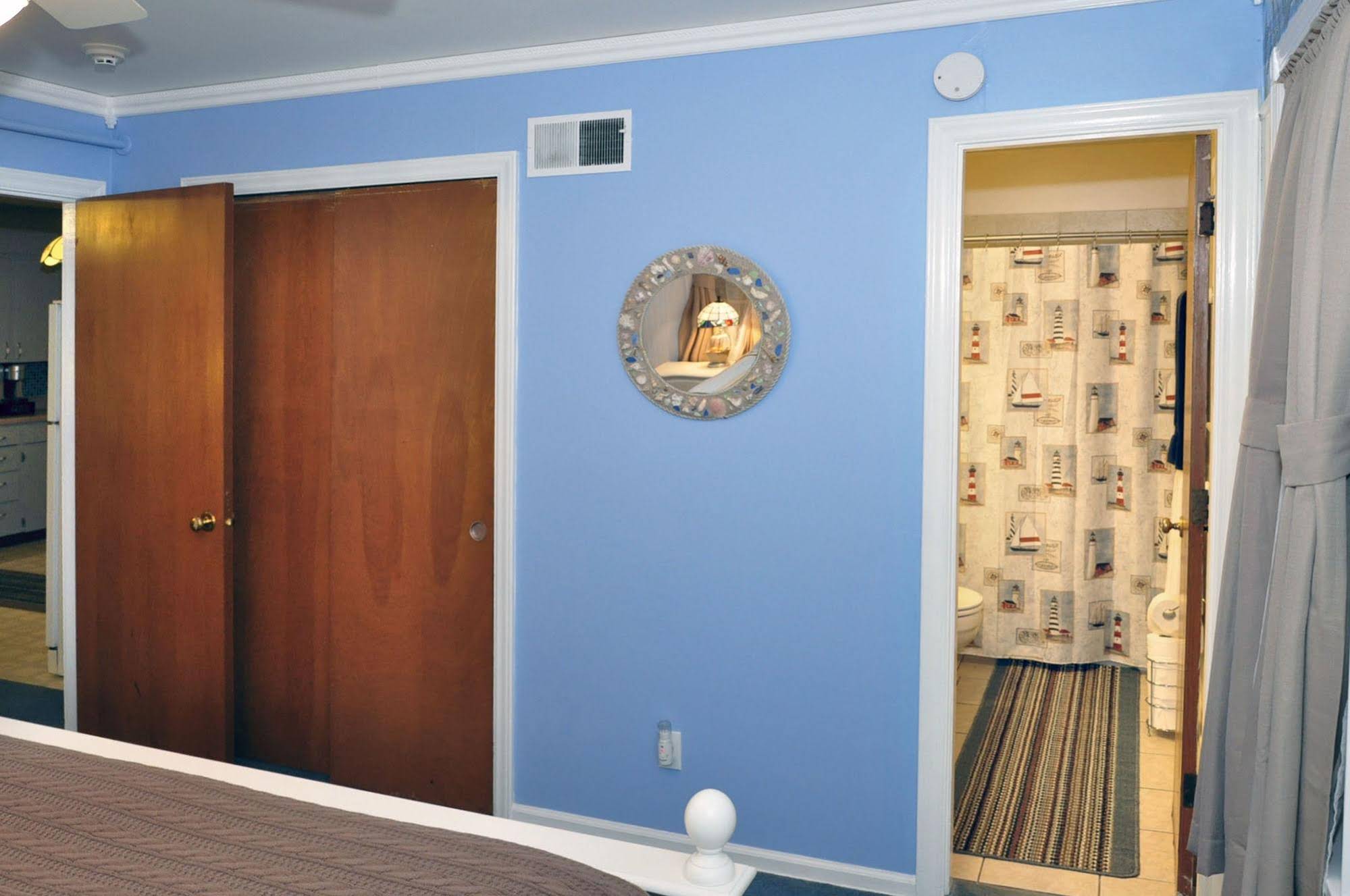 Silver Heart Inn Bed & Breakfast