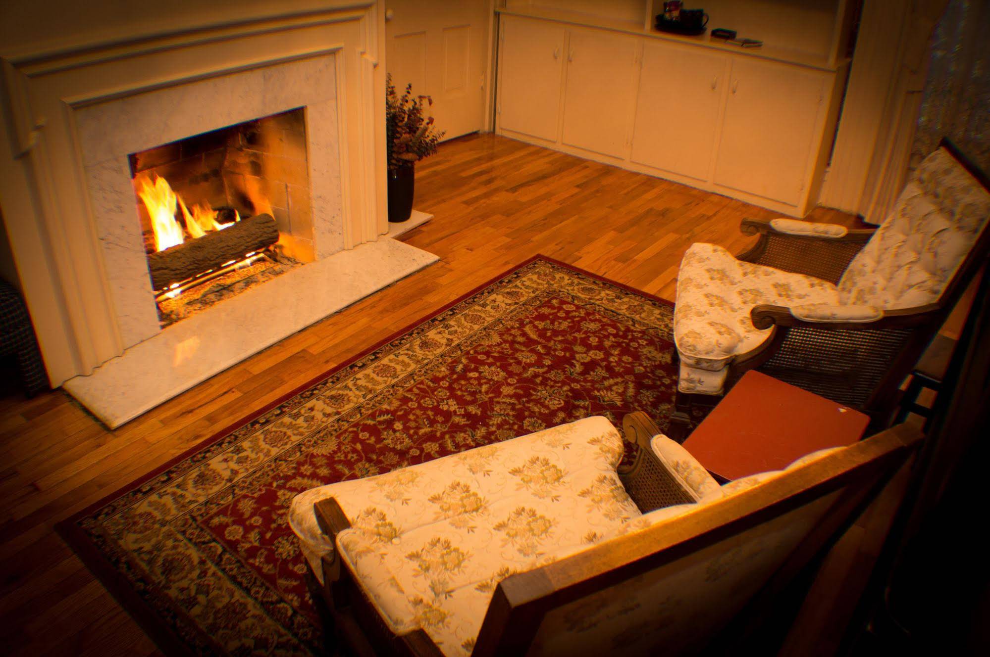 Silver Heart Inn Bed & Breakfast