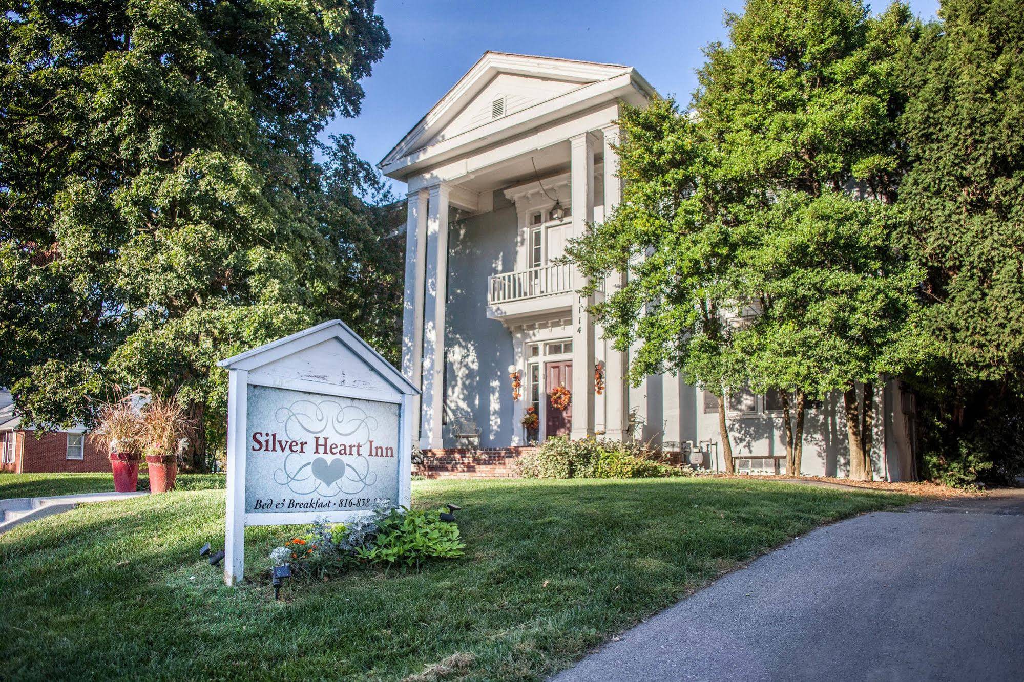 Silver Heart Inn Bed & Breakfast