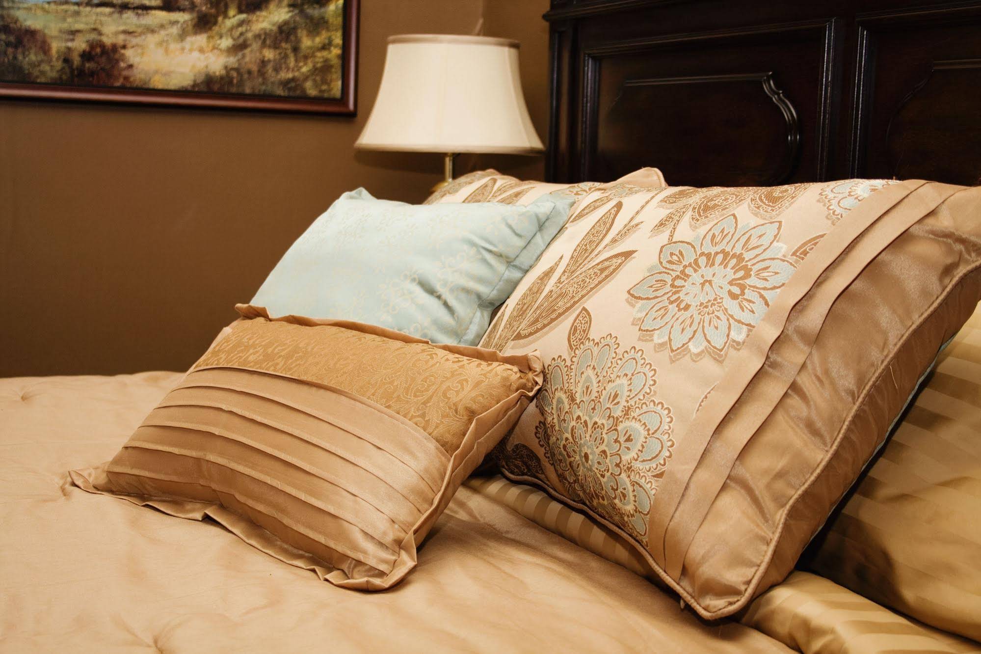 Silver Heart Inn Bed & Breakfast