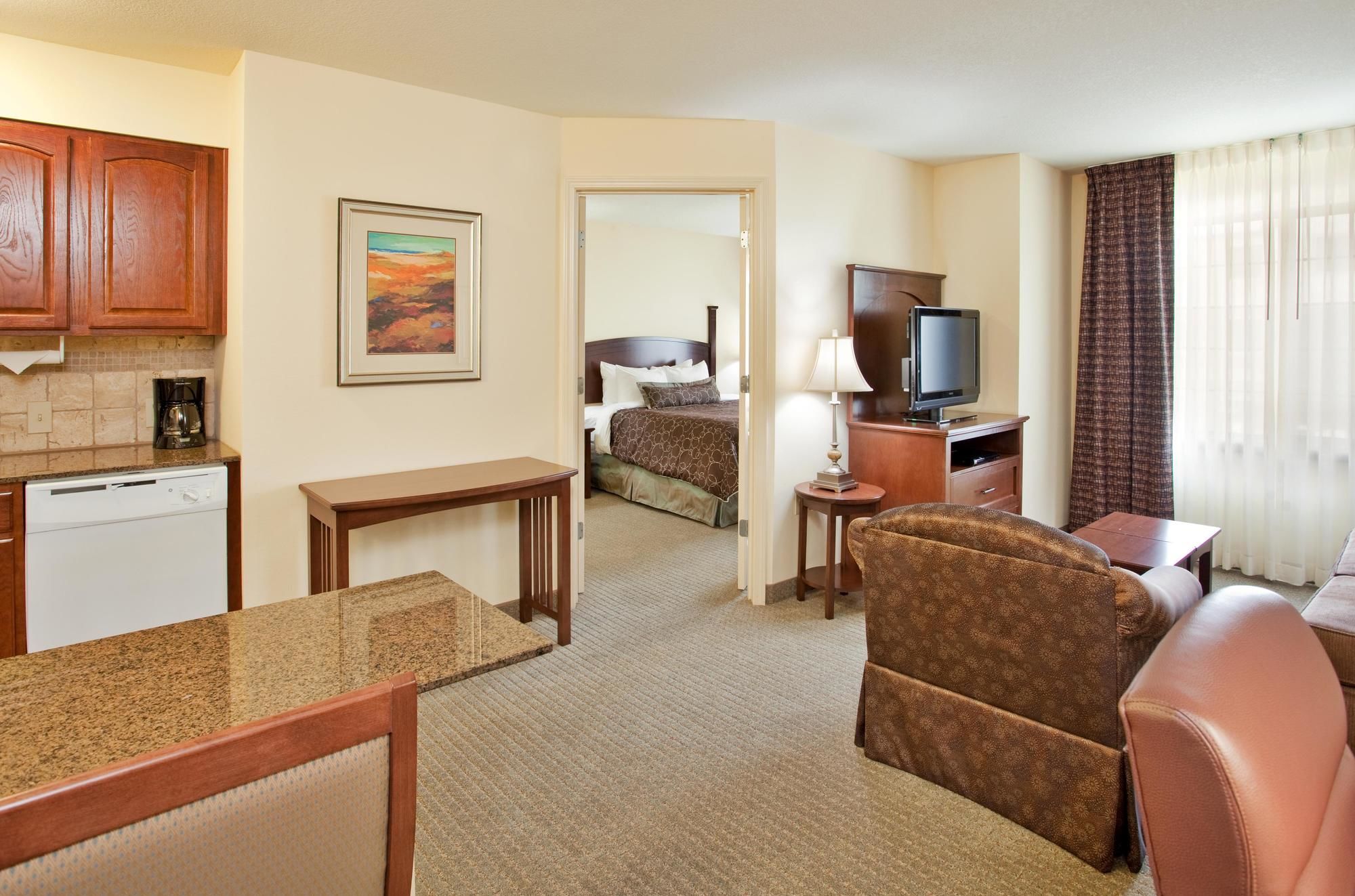 Staybridge Suites Kansas City-Independence