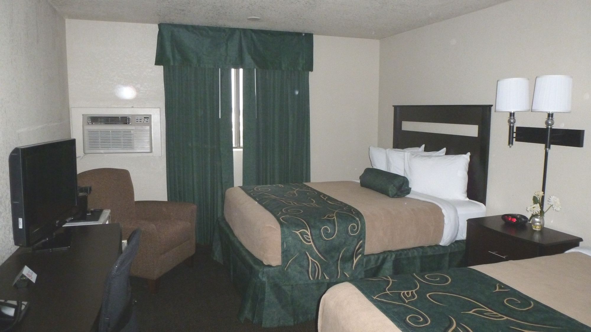 Travelodge by Wyndham Jefferson City