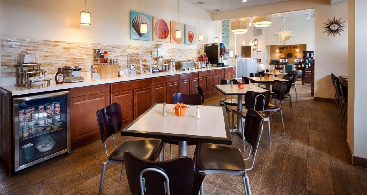 Best Western The Oasis At Joplin