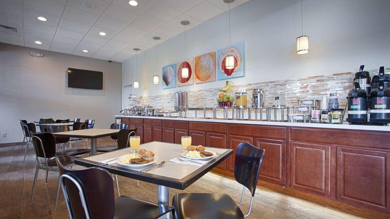 Best Western The Oasis At Joplin