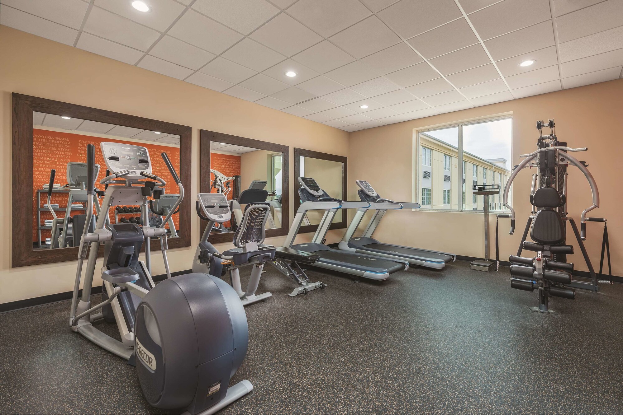 La Quinta Inn & Suites by Wyndham Joplin