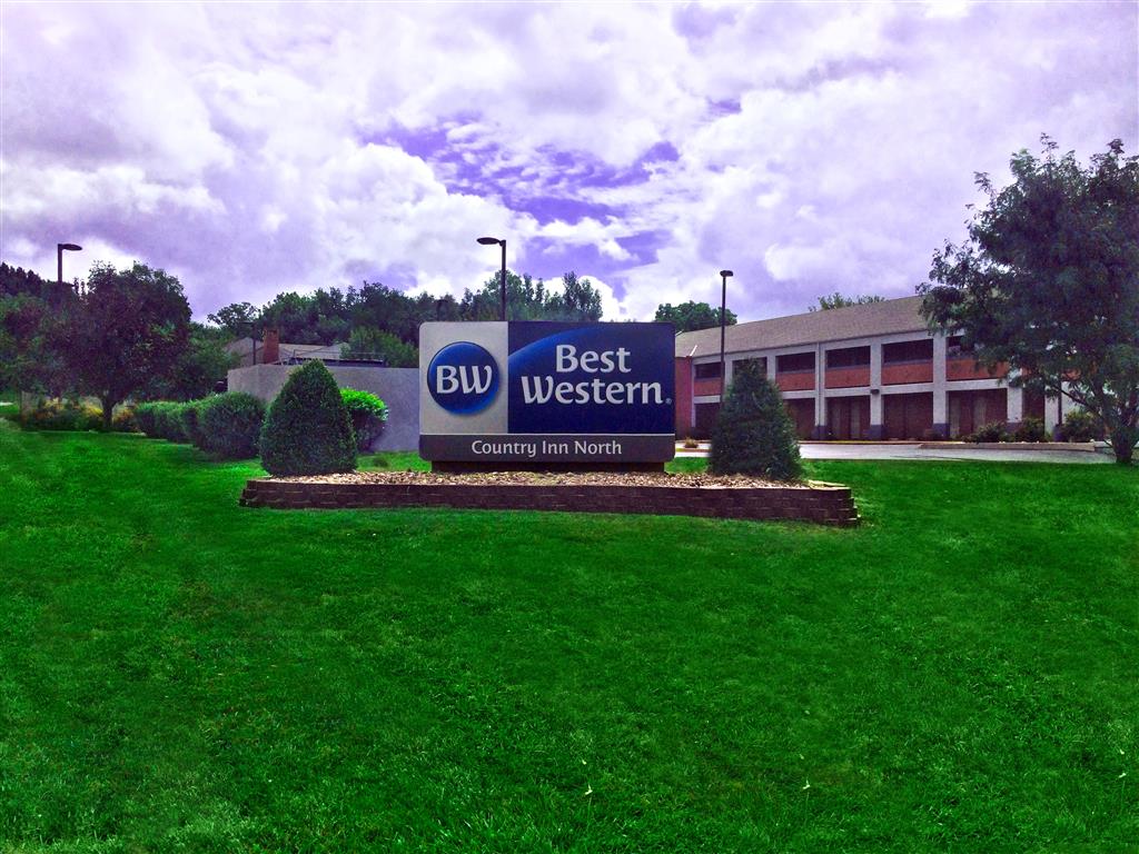 SureStay by Best Western Kansas City Country Inn North