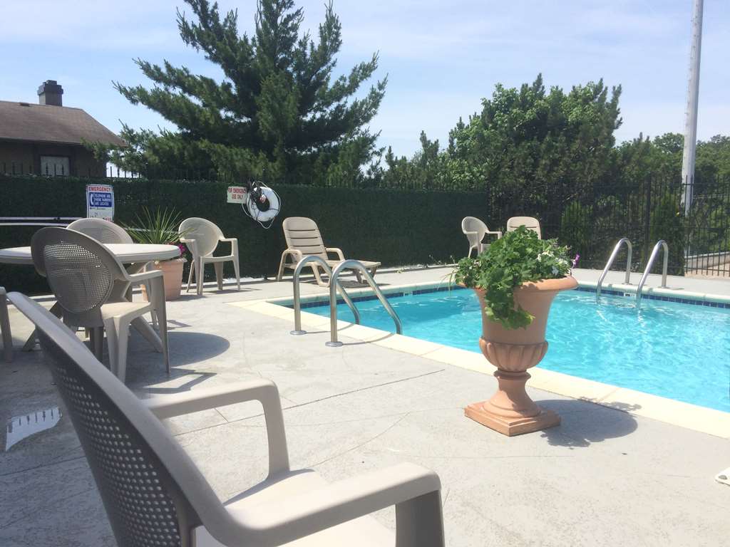 SureStay by Best Western Kansas City Country Inn North