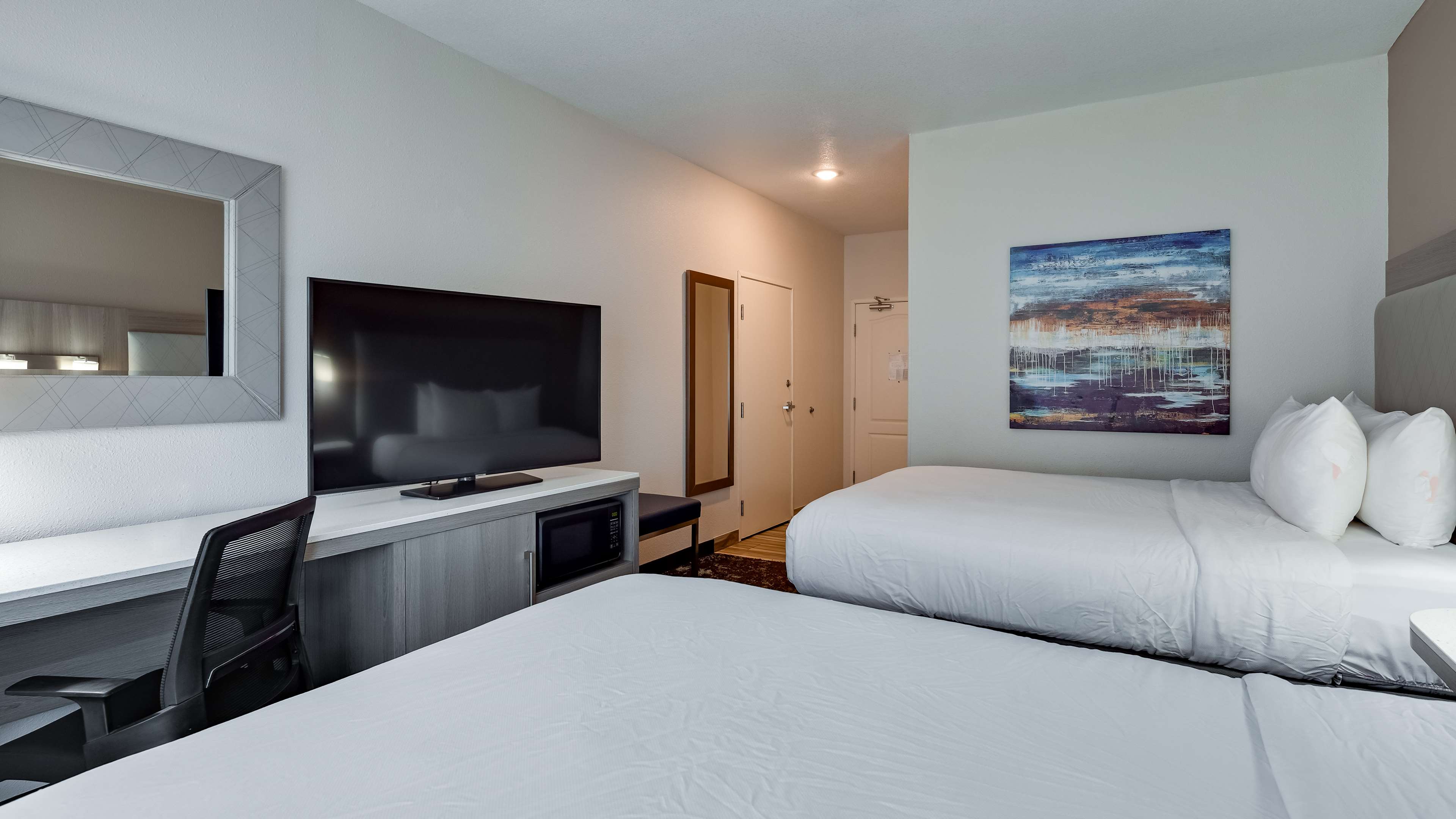 Best Western Worlds of Fun Inn & Suites