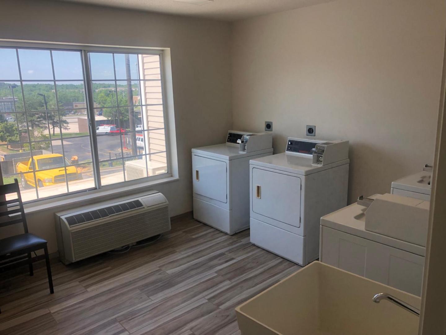 Best Western Worlds of Fun Inn & Suites