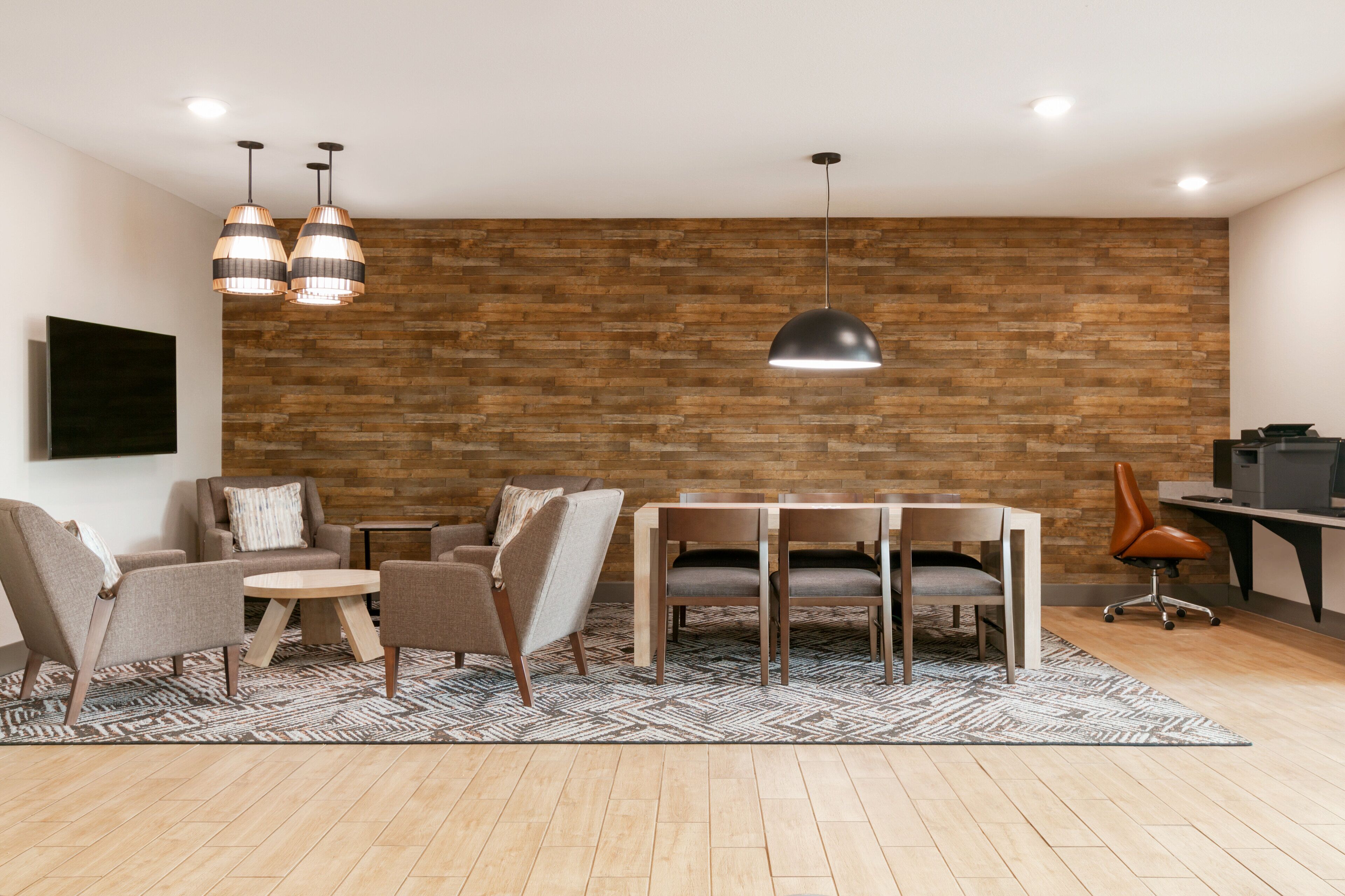 Candlewood Suites Kansas City Northeast