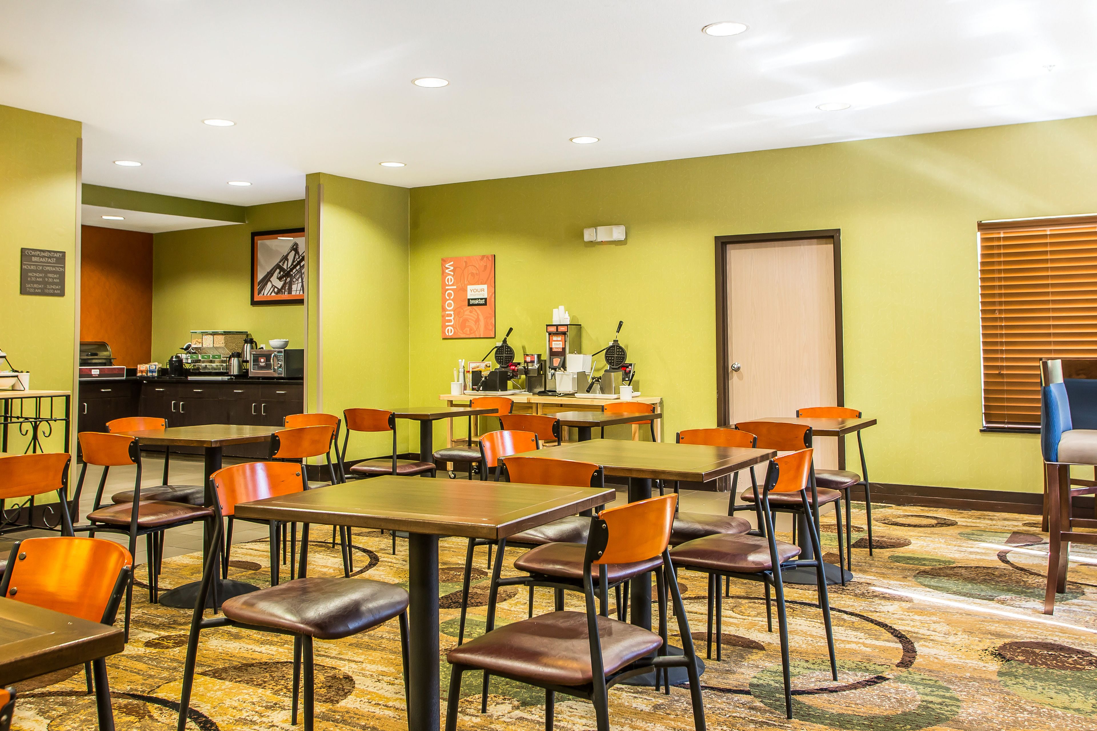 Comfort Inn & Suites Kansas City - Northeast
