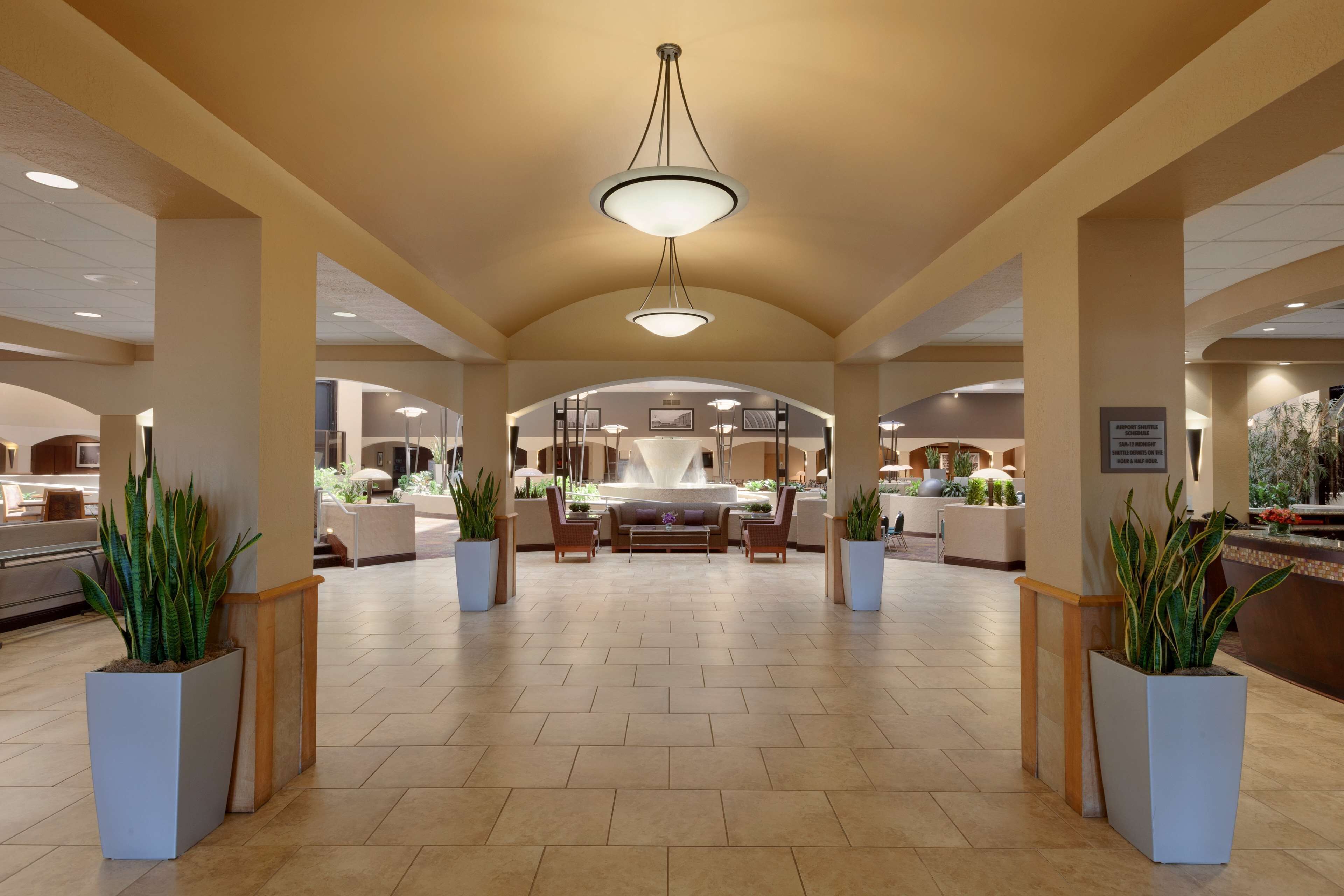 Embassy Suites Kansas City International Airport