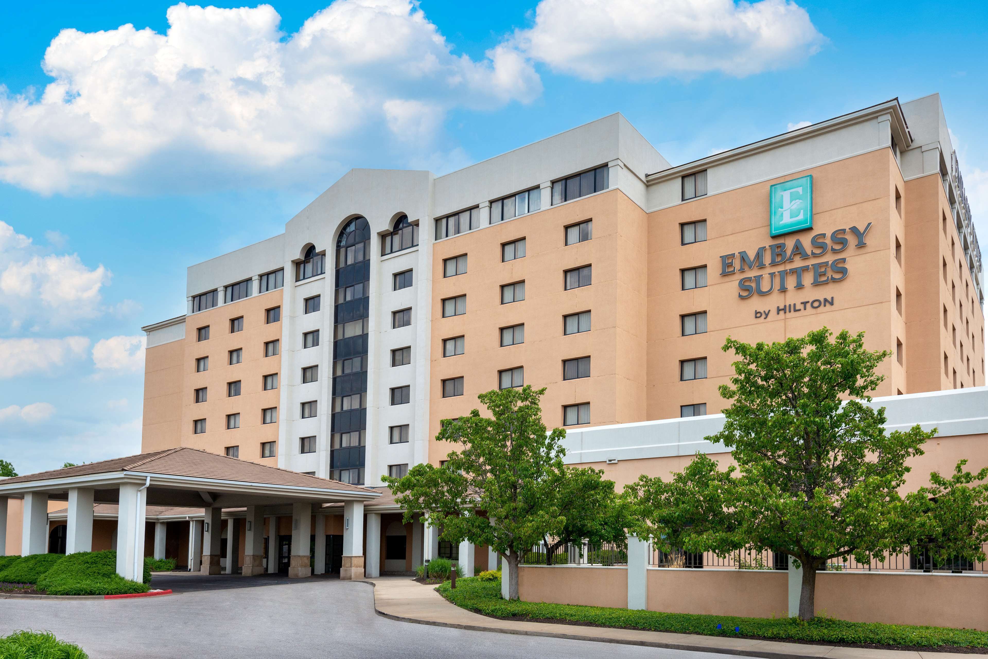 Embassy Suites Kansas City International Airport