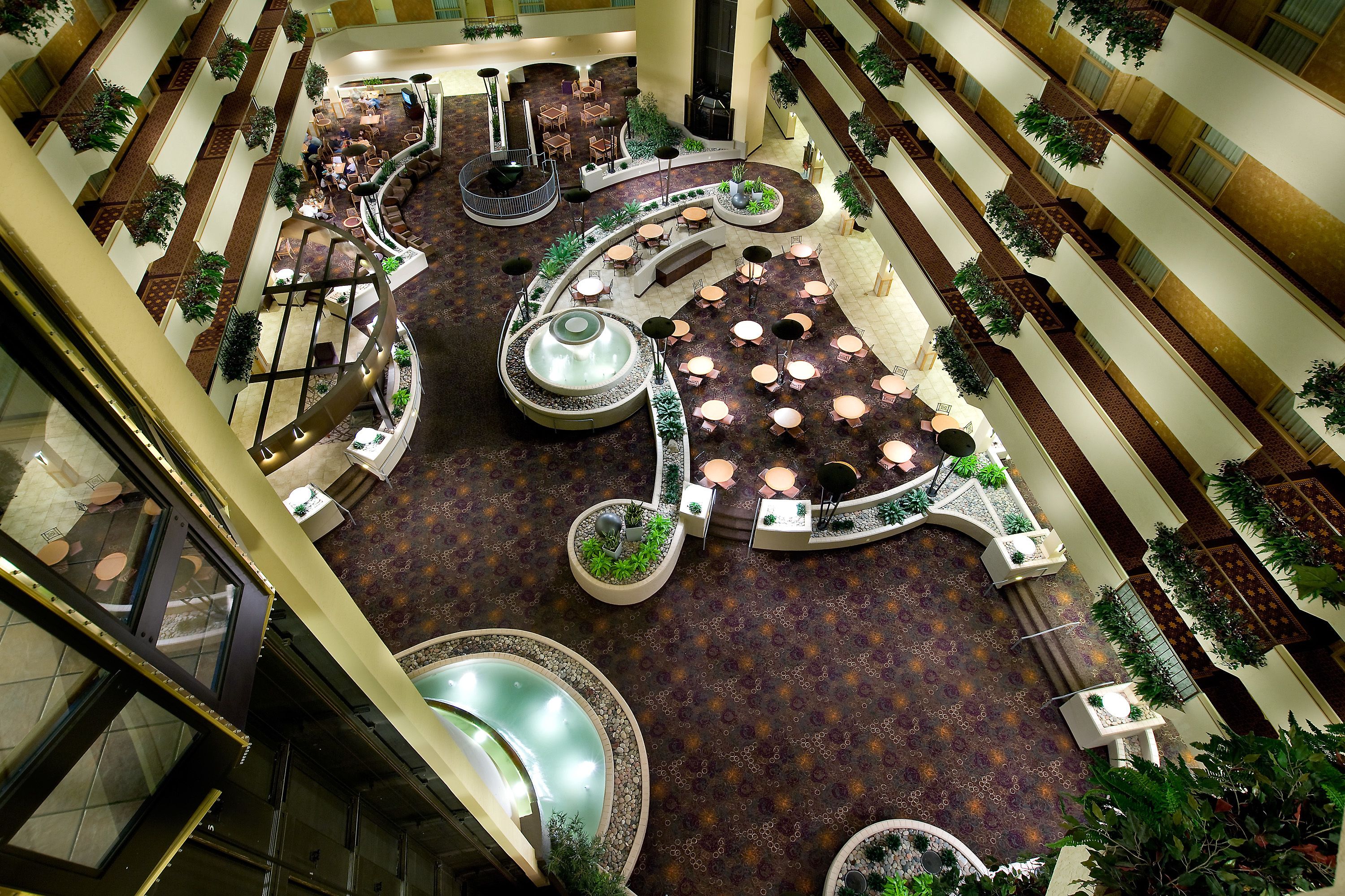 Embassy Suites Kansas City International Airport