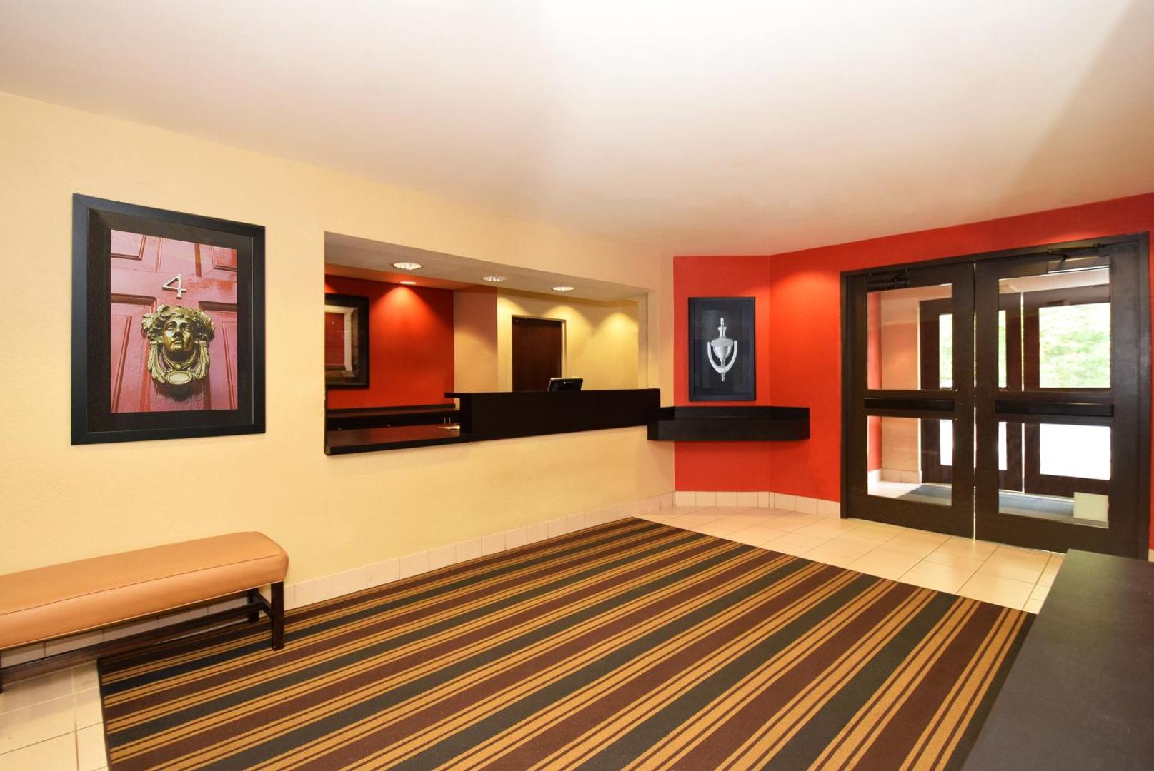 Extended Stay America Kansas City South