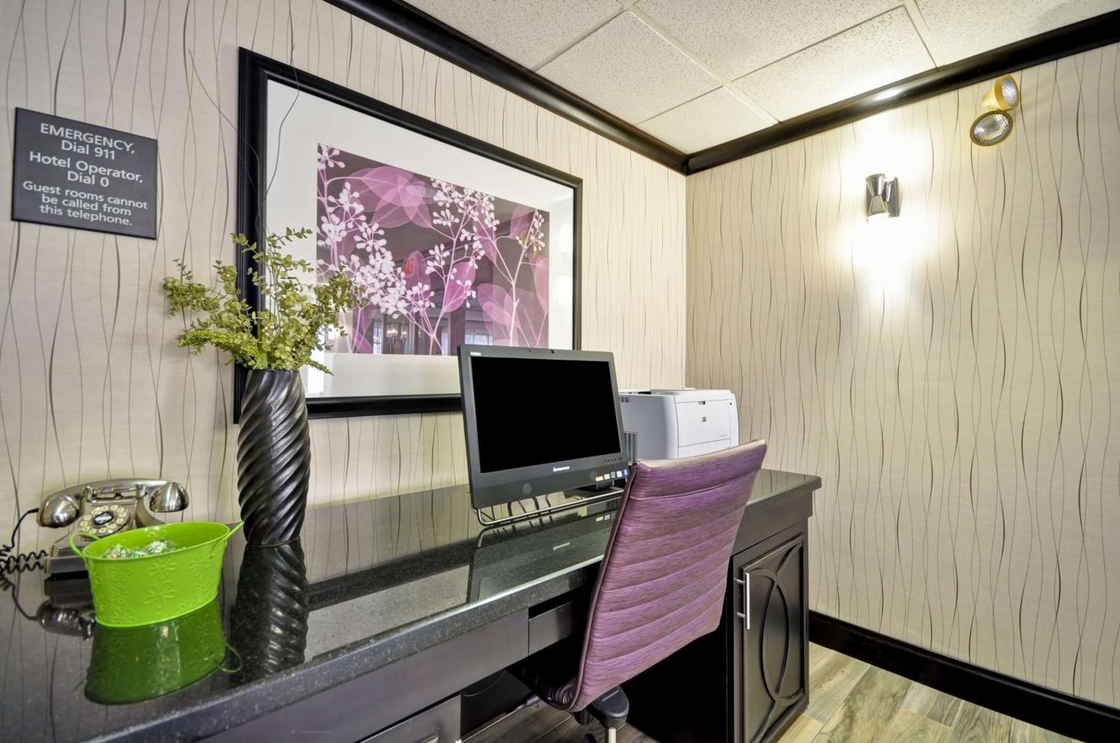 Hampton Inn Kansas City-Airport
