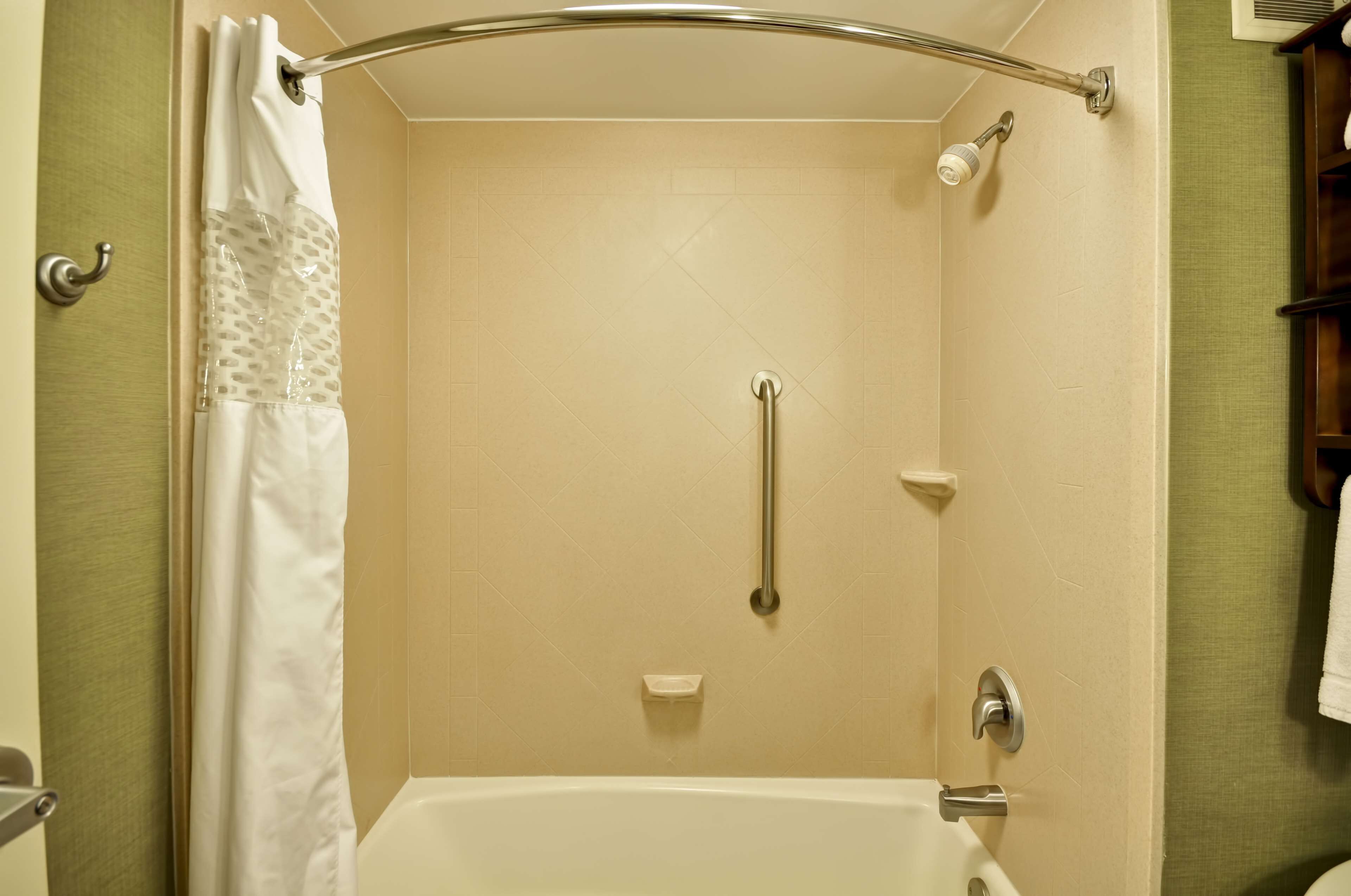 Hampton Inn Kansas City-Airport