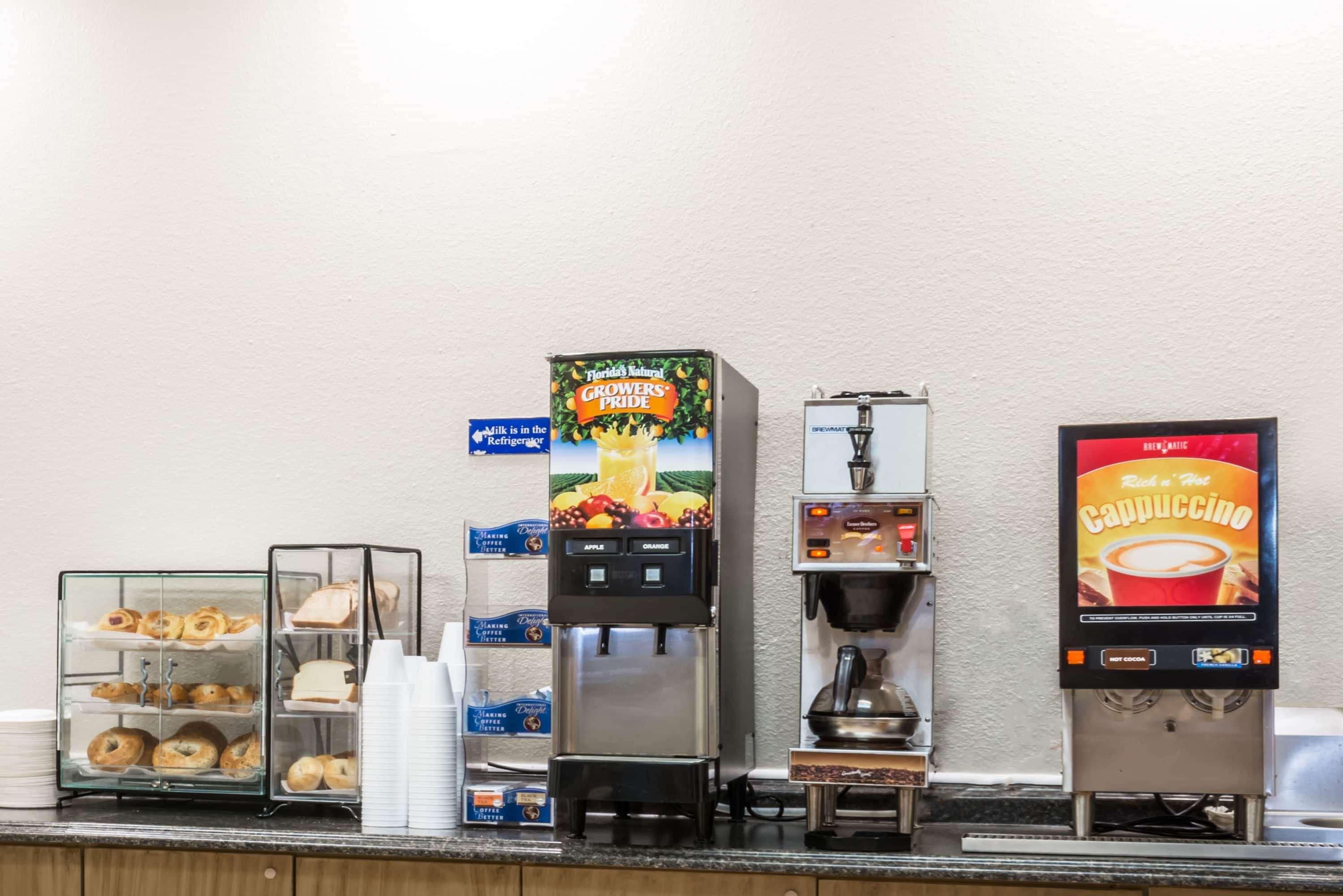 Microtel Inn & Suites by Wyndham Kansas City Airport