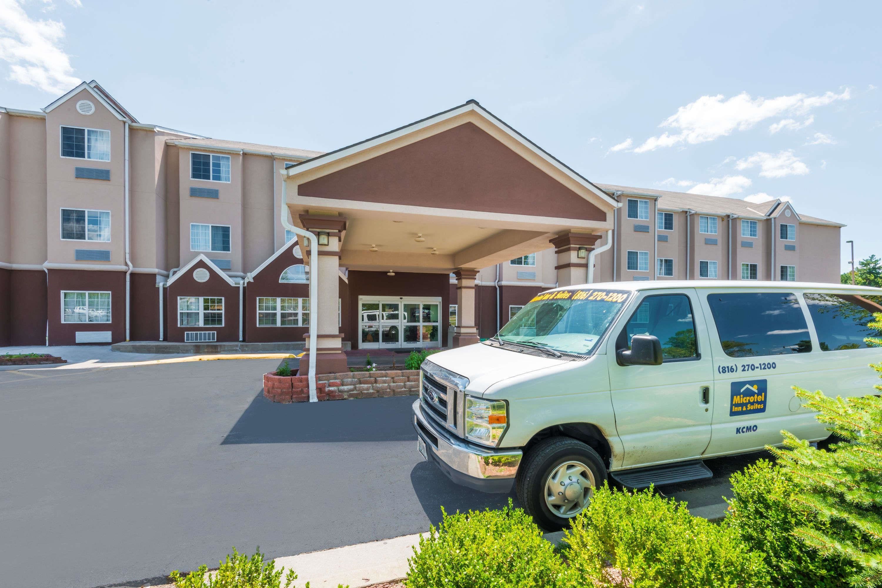 Microtel Inn & Suites by Wyndham Kansas City Airport