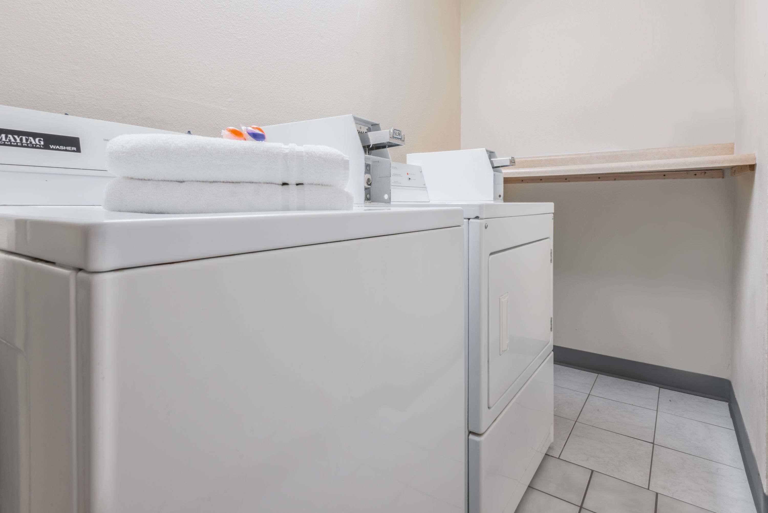 Microtel Inn & Suites by Wyndham Kansas City Airport