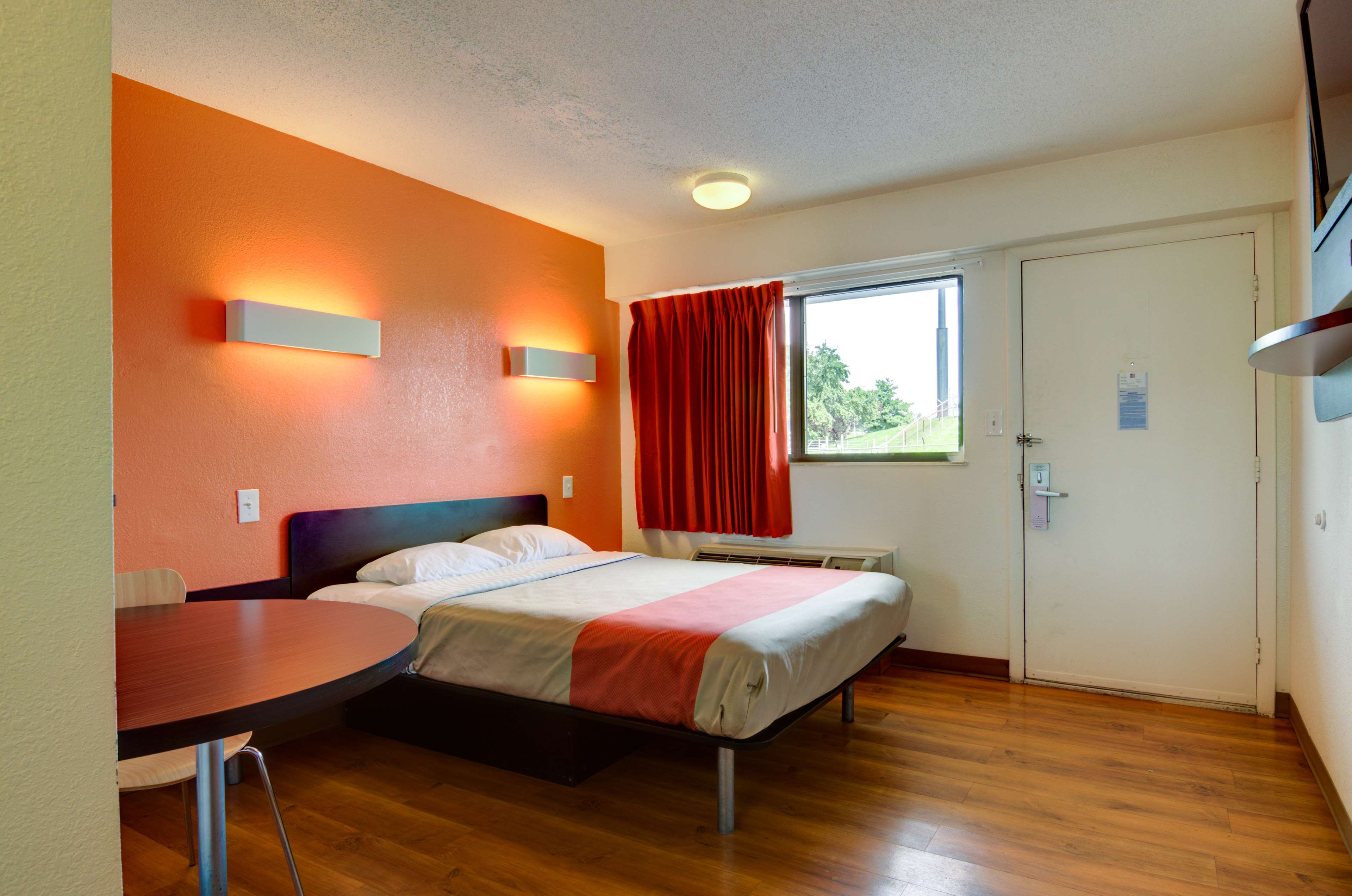 Days Inn by Wyndham Kansas City Northeast