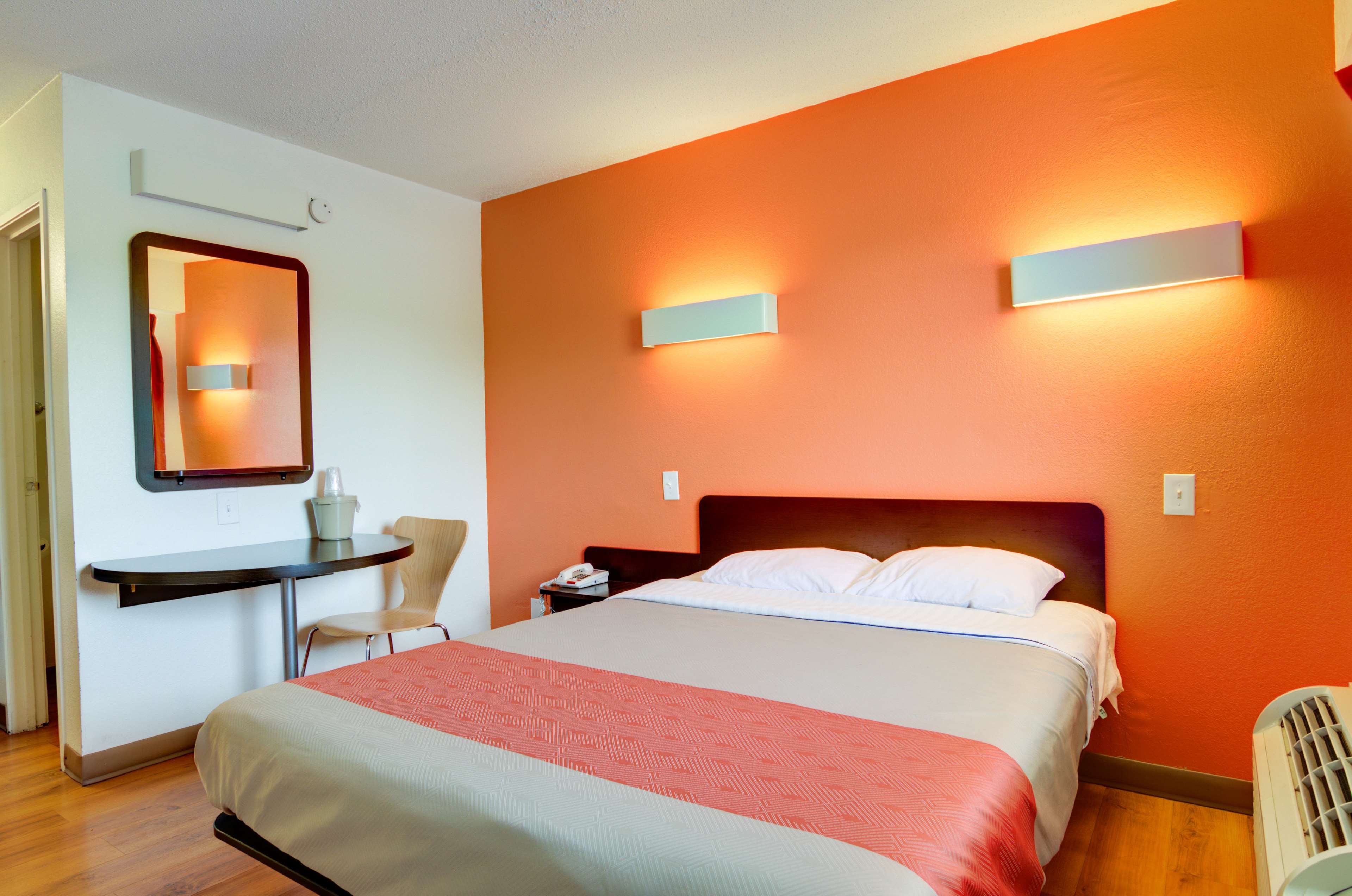 Days Inn by Wyndham Kansas City Northeast