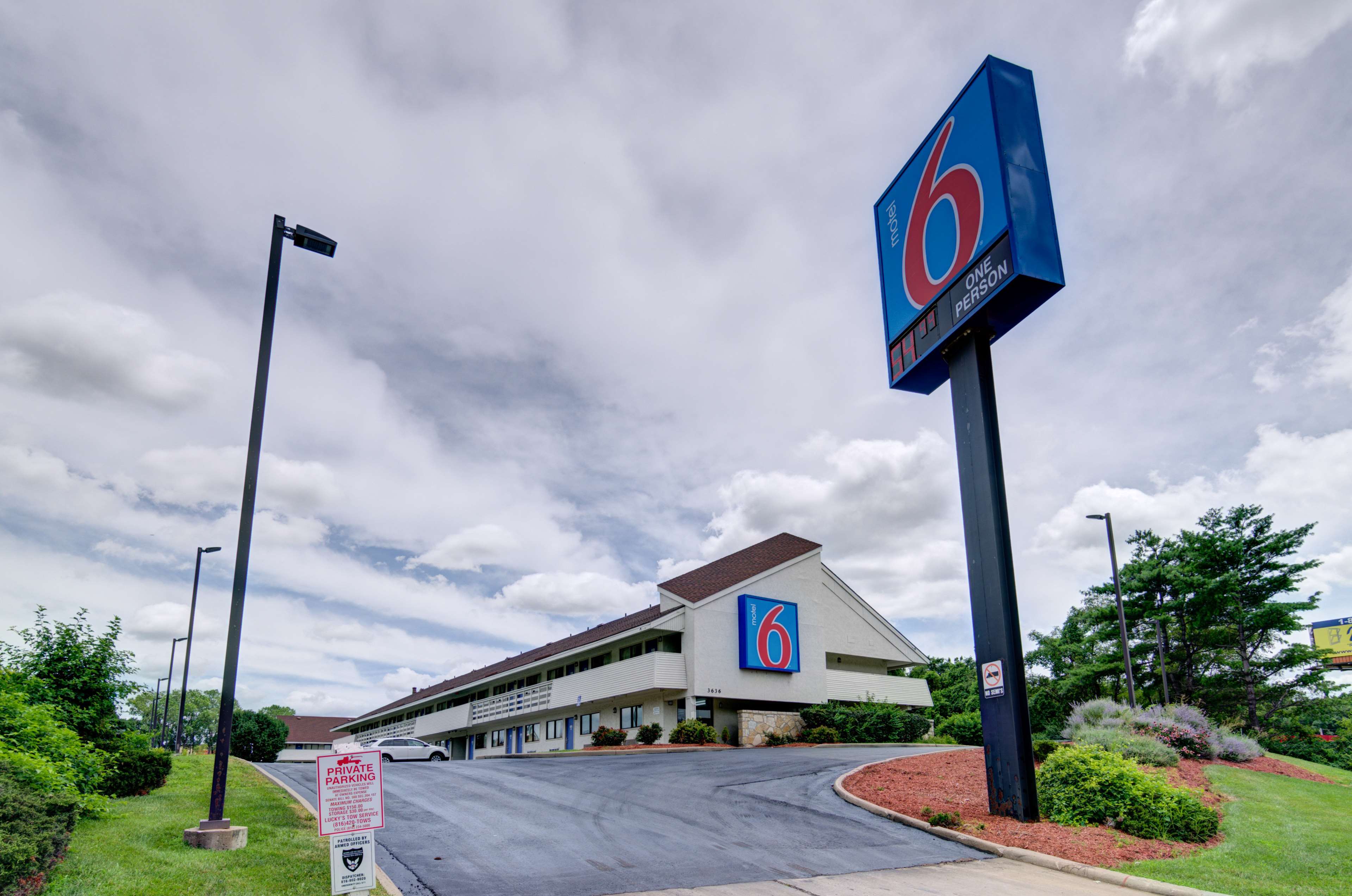 Days Inn by Wyndham Kansas City Northeast