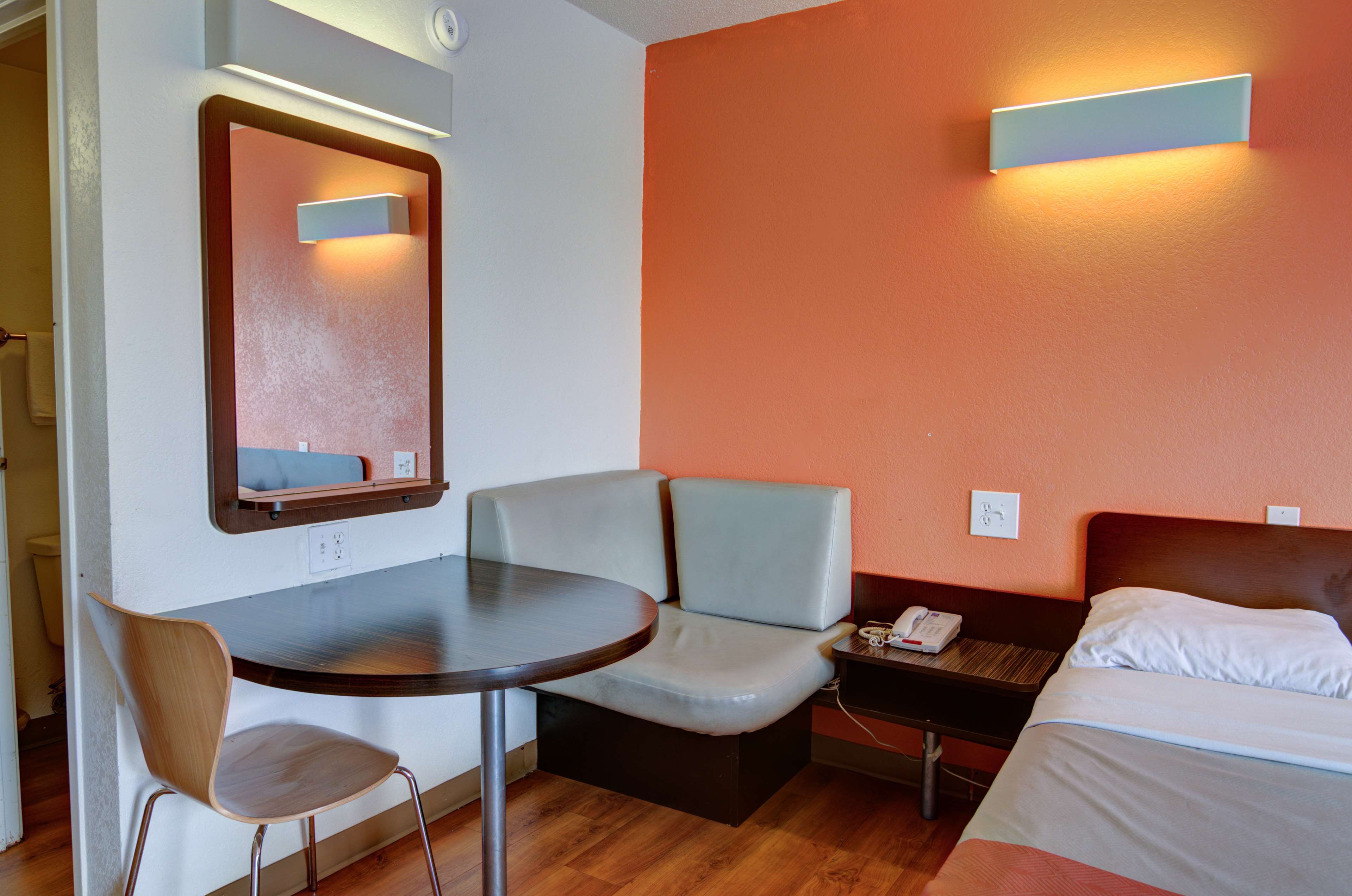 Days Inn by Wyndham Kansas City Northeast