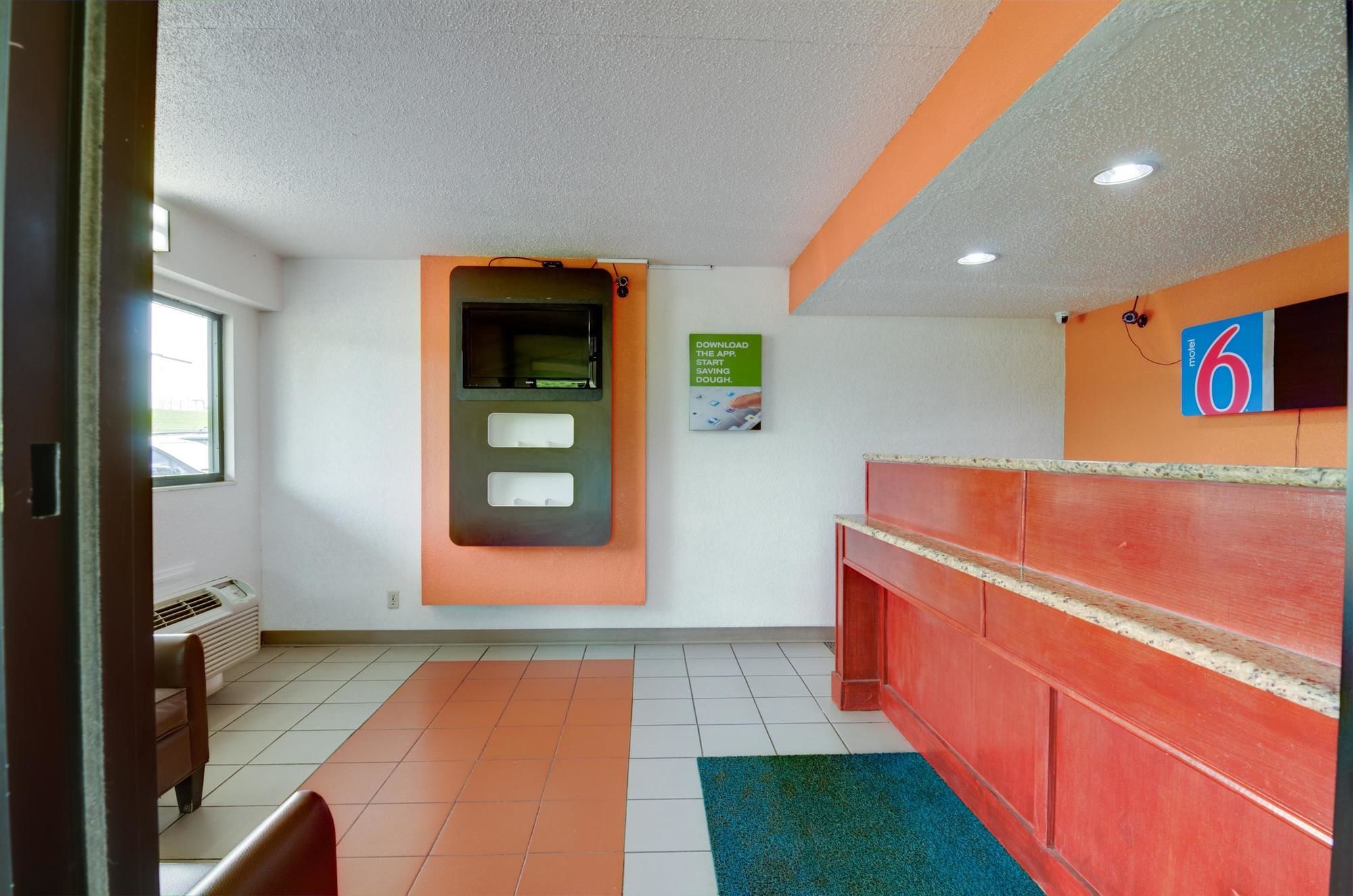 Days Inn by Wyndham Kansas City Northeast