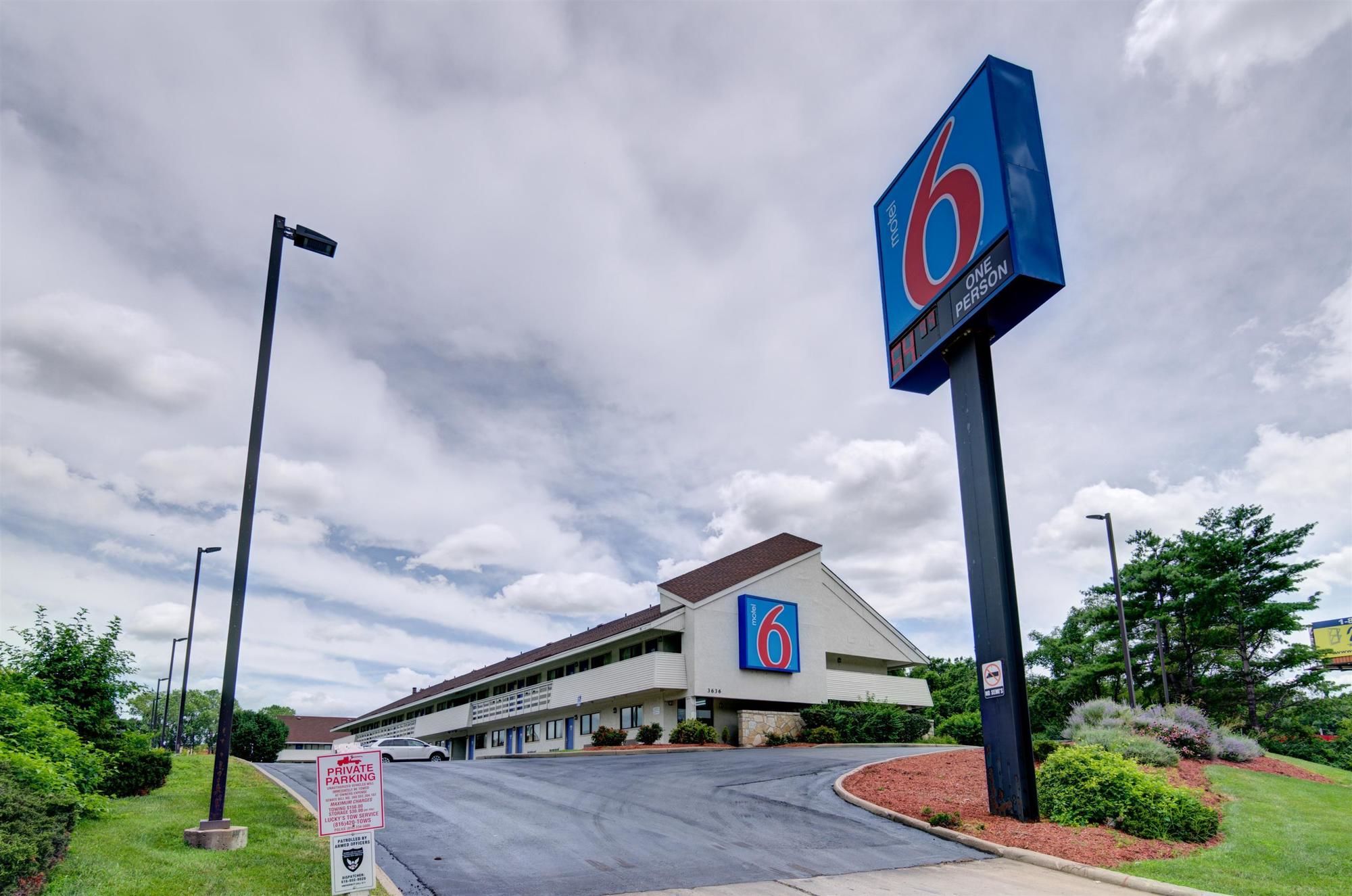 Days Inn by Wyndham Kansas City Northeast