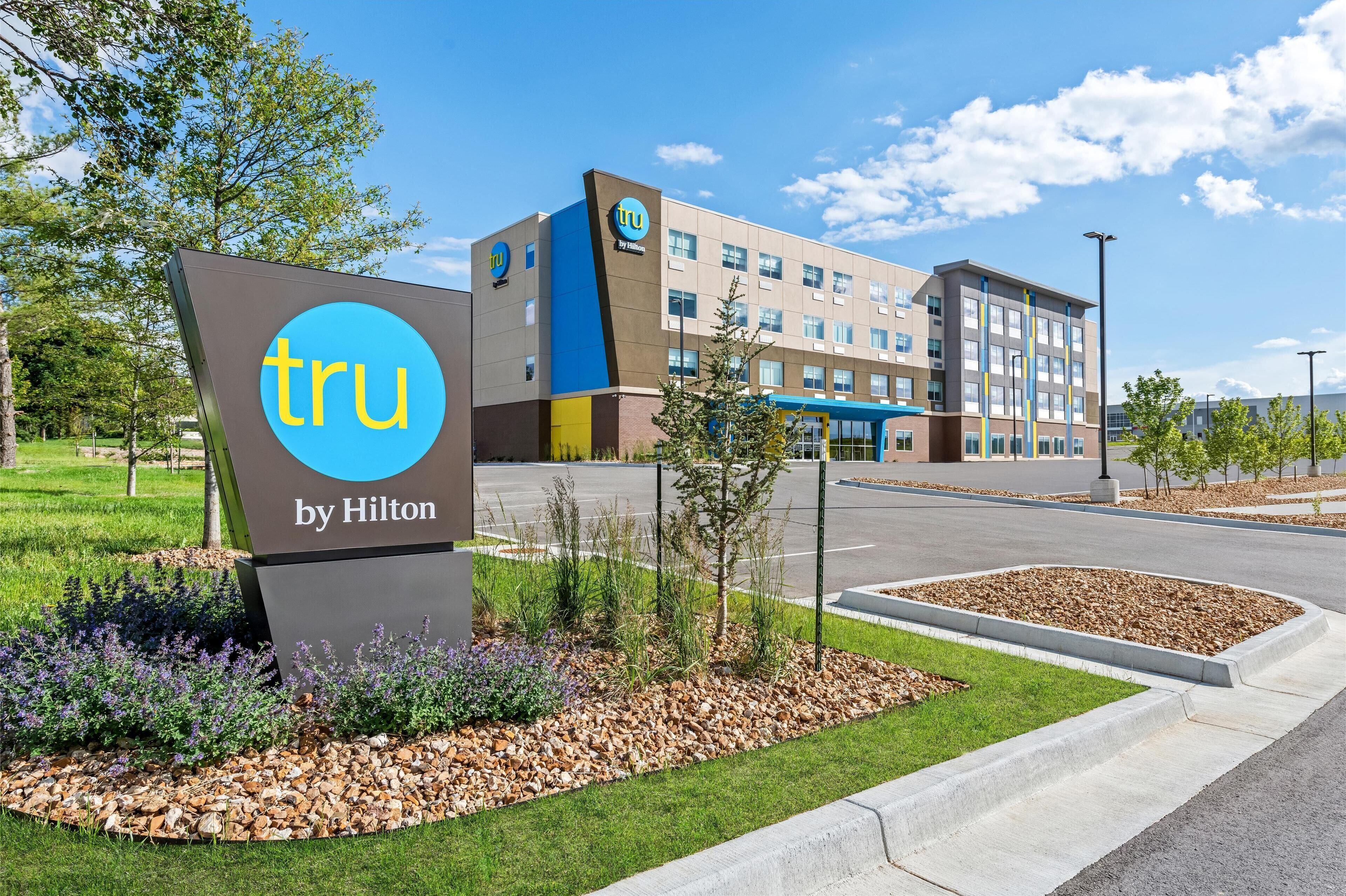 Tru by Hilton Kansas City Airport