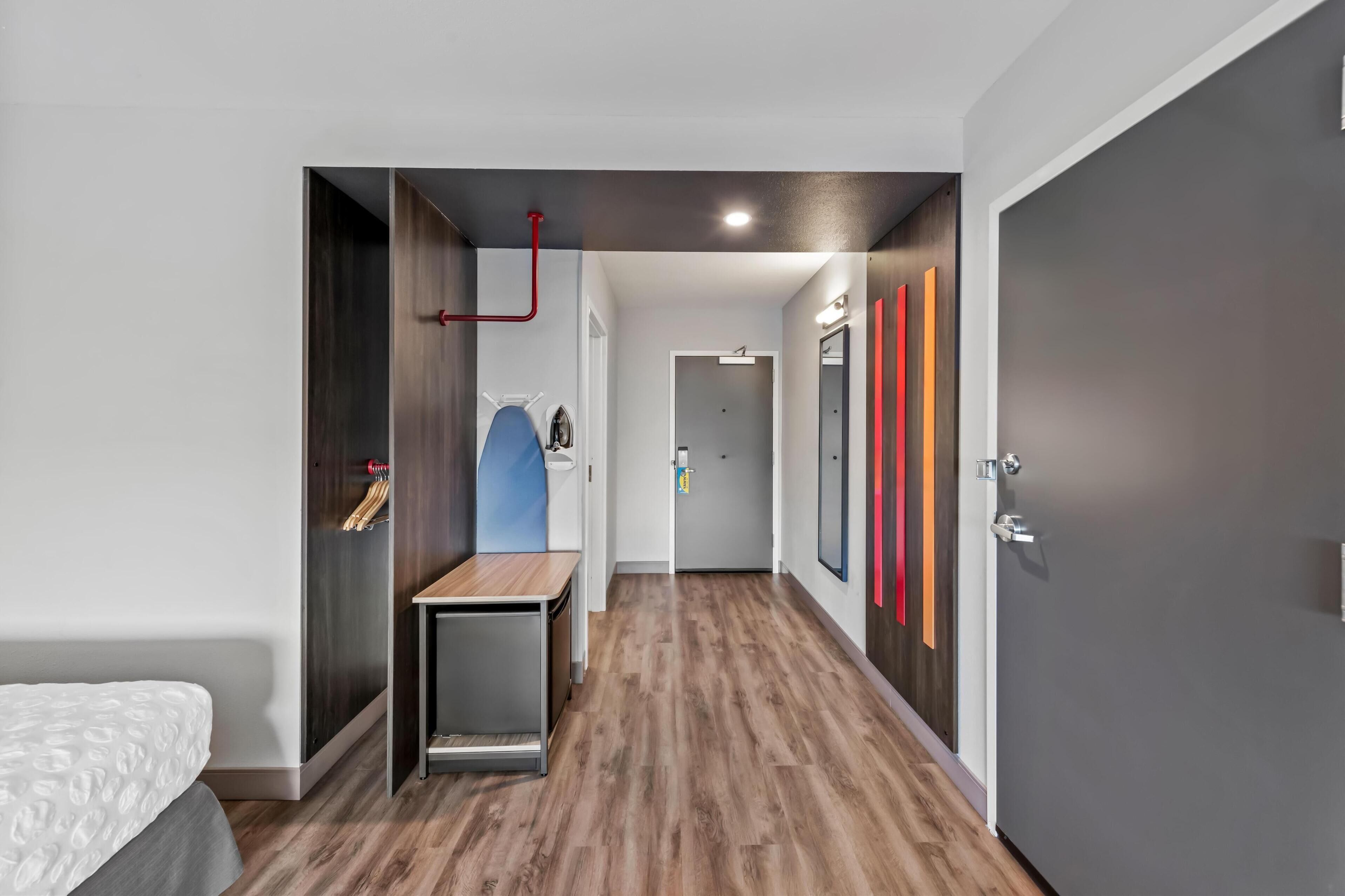 Tru by Hilton Kansas City Airport