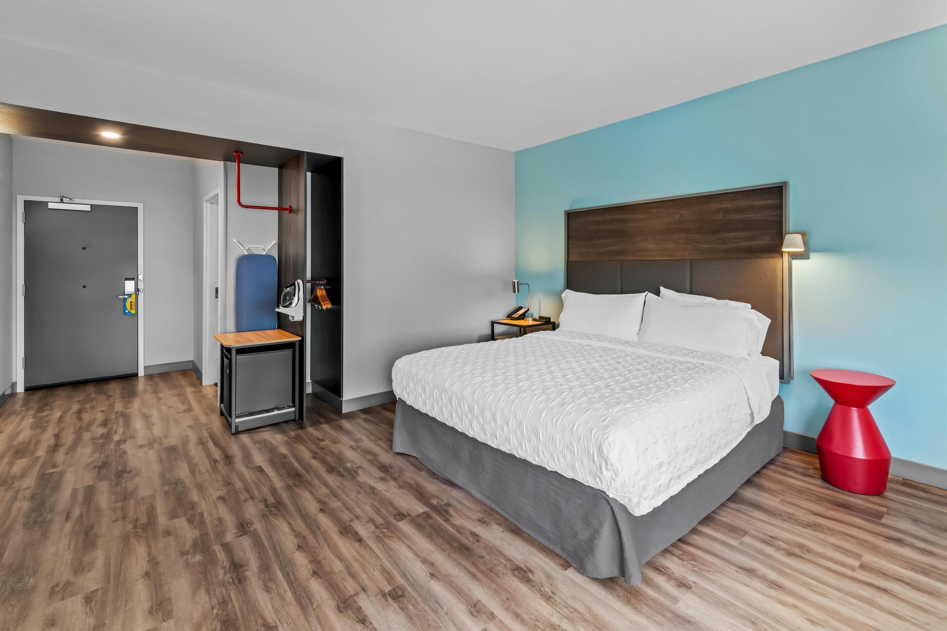 Tru by Hilton Kansas City Airport