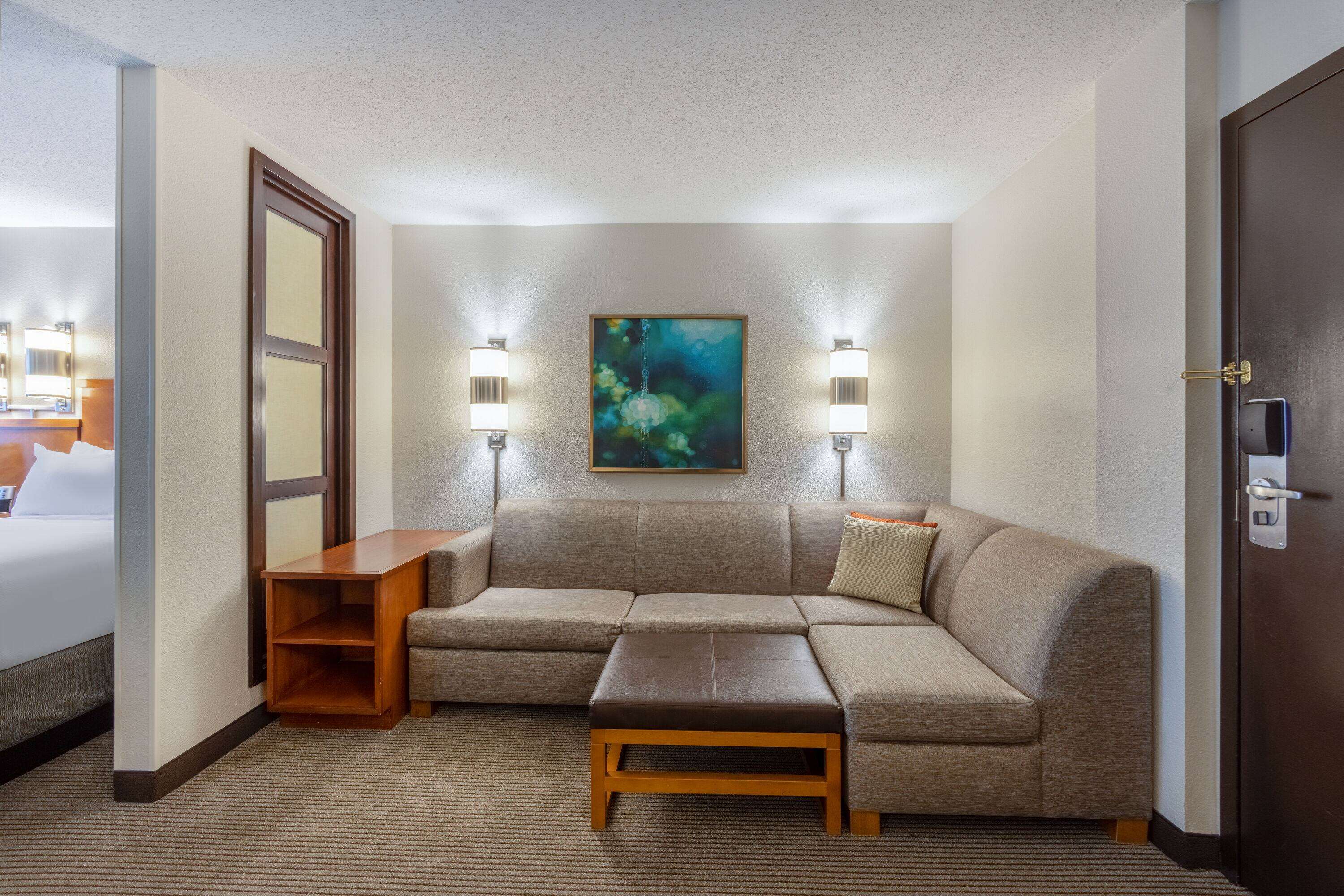 Wyndham Garden Kansas City Airport