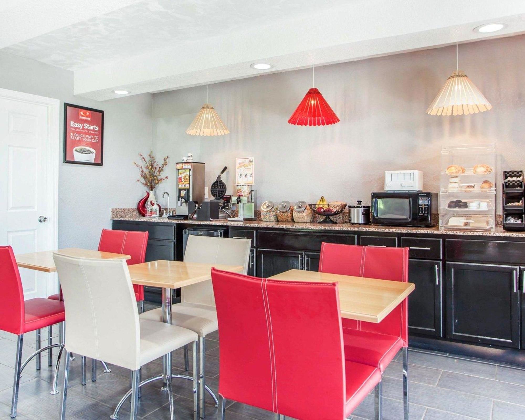 Econo Lodge Kearney - Liberty