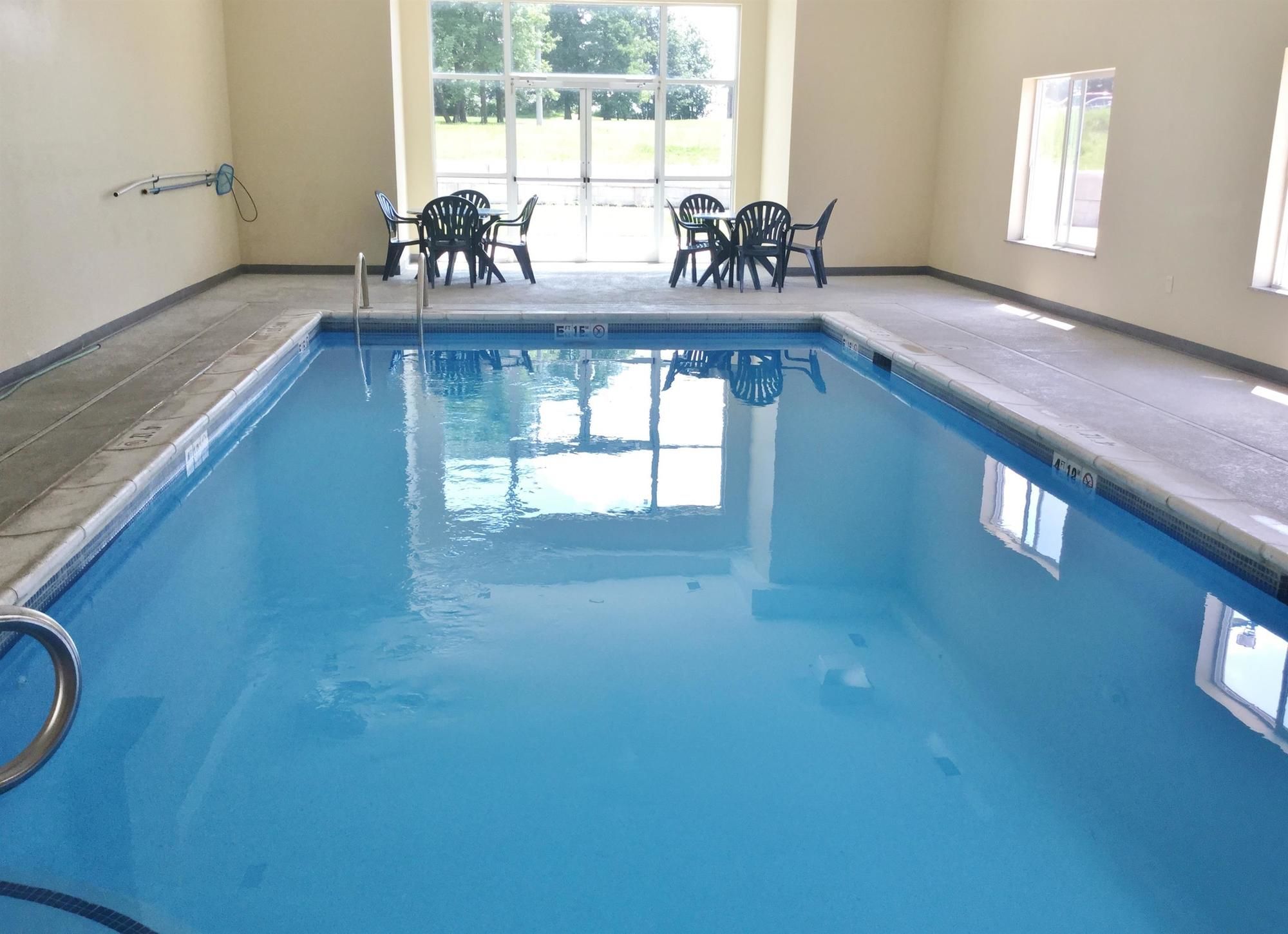 Baymont by Wyndham Kingdom City