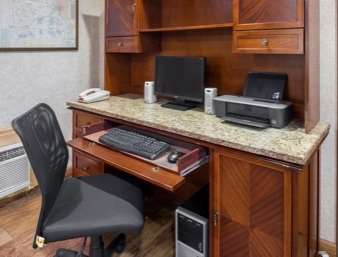 Super 8 by Wyndham Lebanon