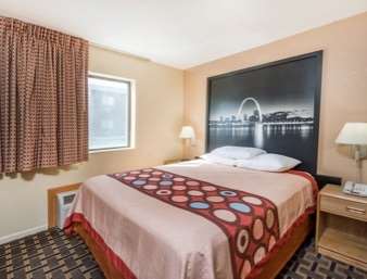 Super 8 by Wyndham Lebanon