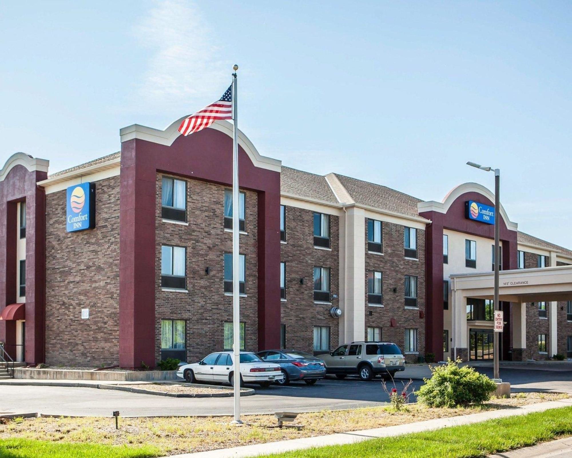 Comfort Inn Lees Summit at Hwy 50 & Hwy 291