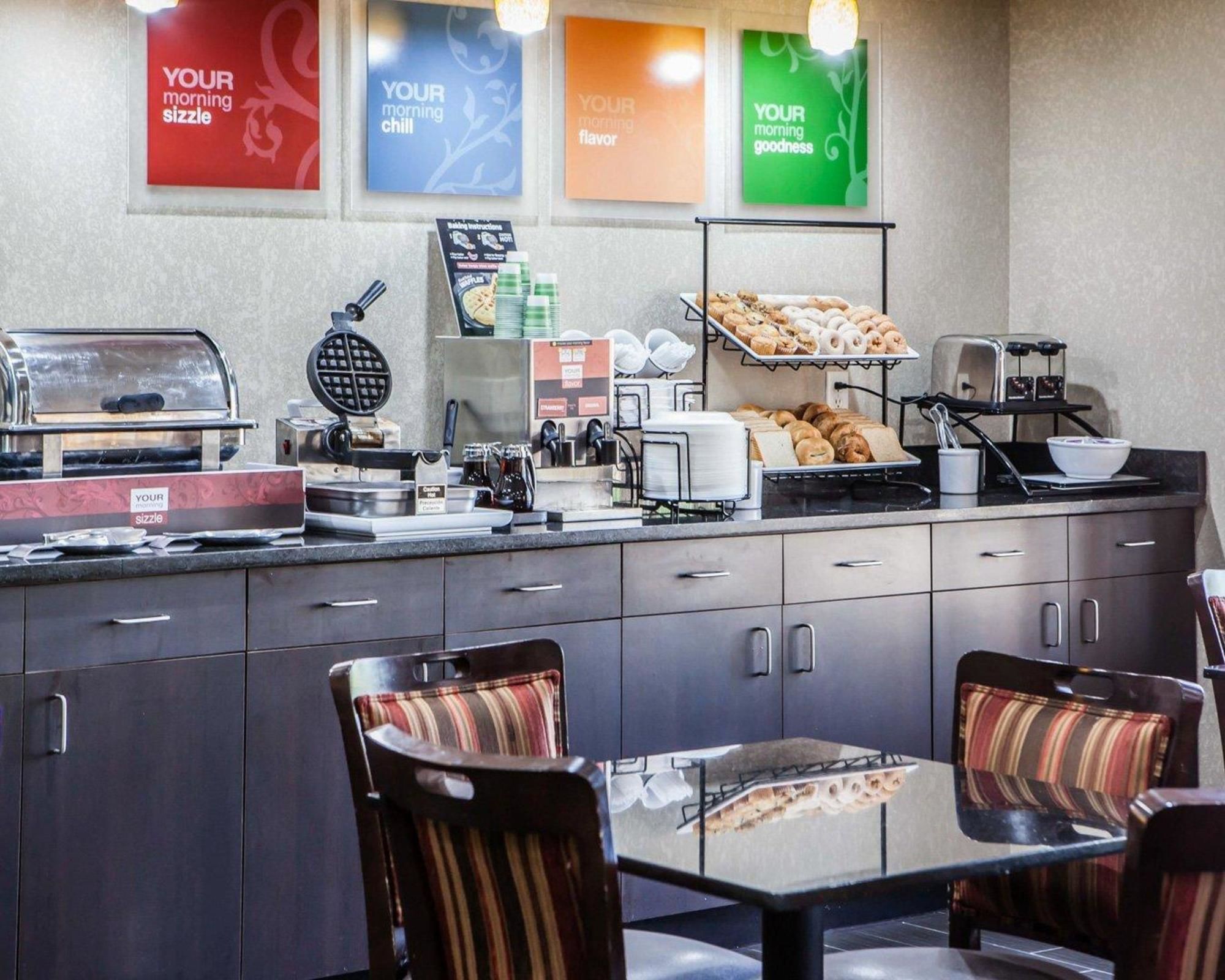 Comfort Inn Lees Summit at Hwy 50 & Hwy 291