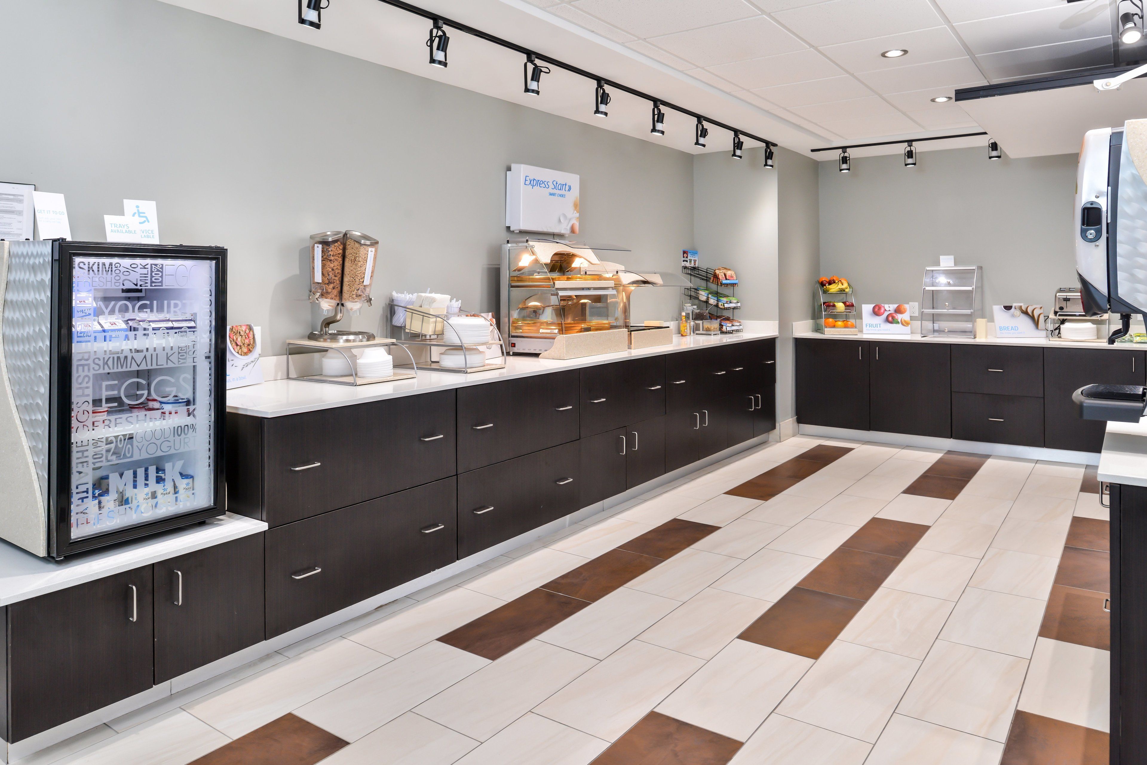 Holiday Inn Express & Suites Lee's Summit - Kansas City