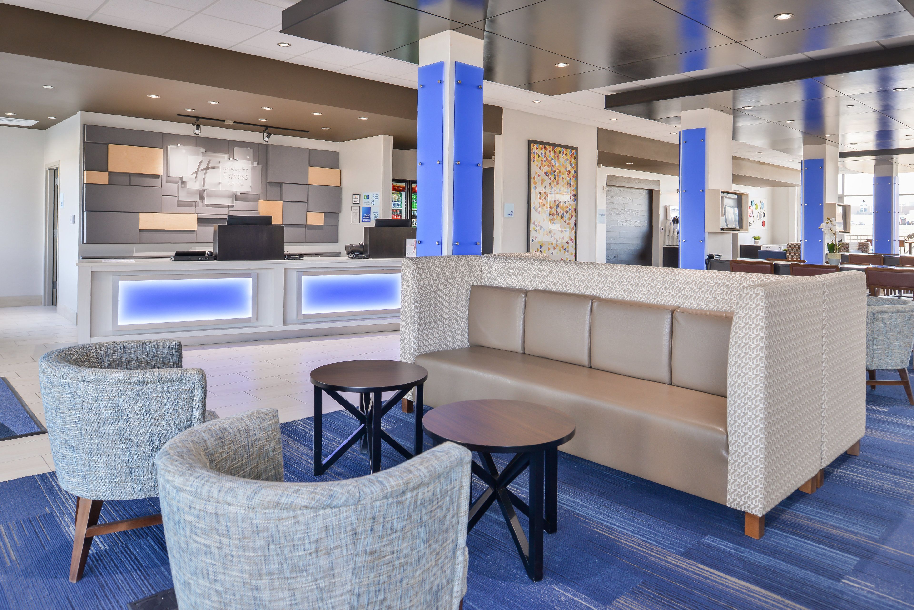 Holiday Inn Express & Suites Lee's Summit - Kansas City