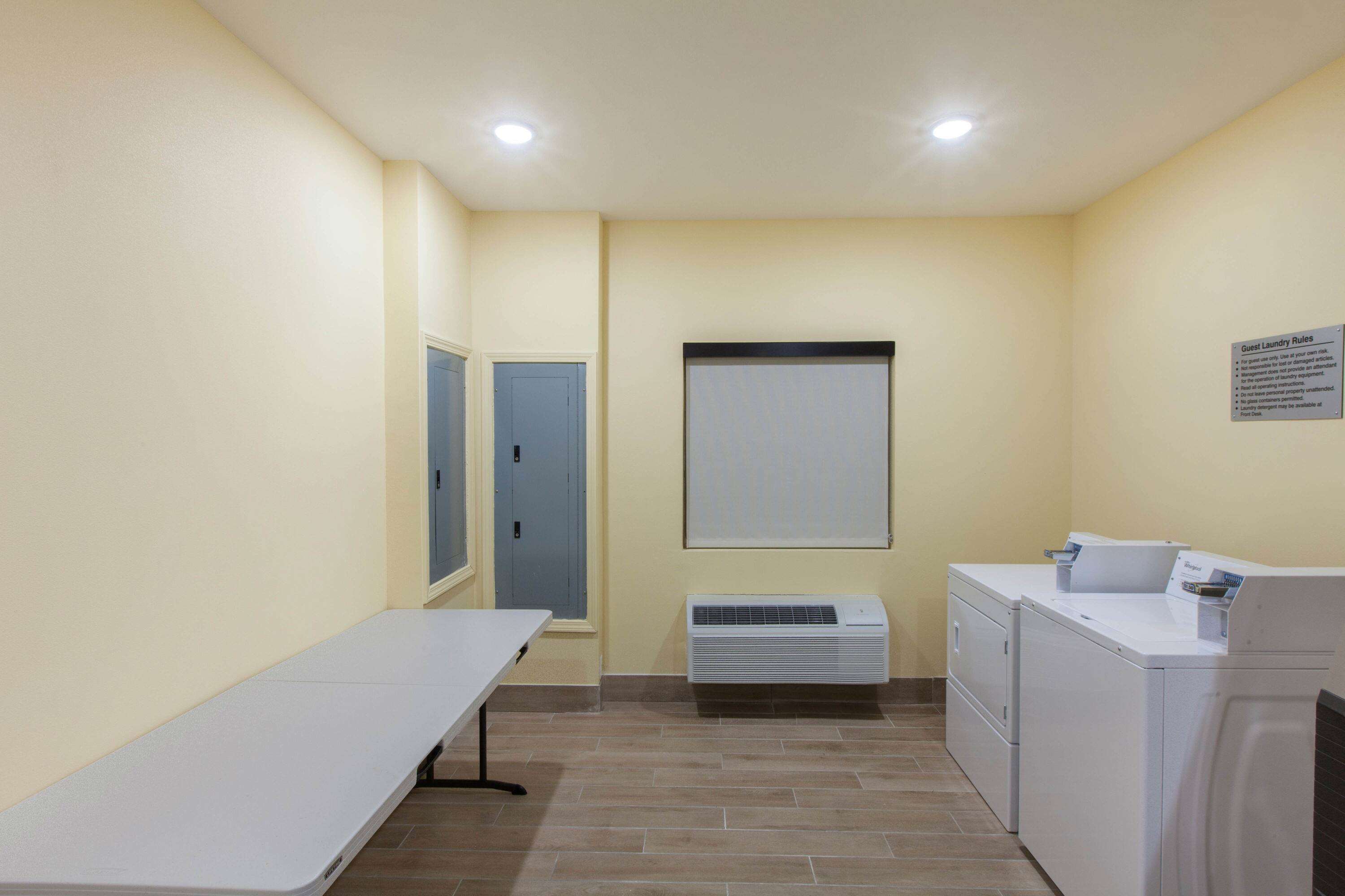 Days Inn by Wyndham Baton Rouge Airport