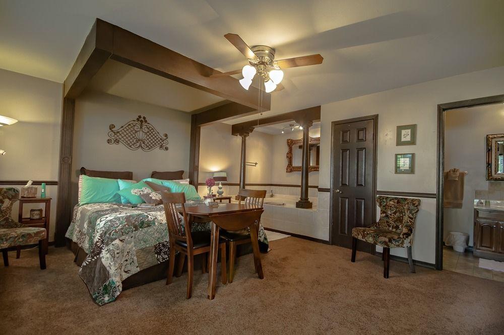 The Dickey House Bed & Breakfast