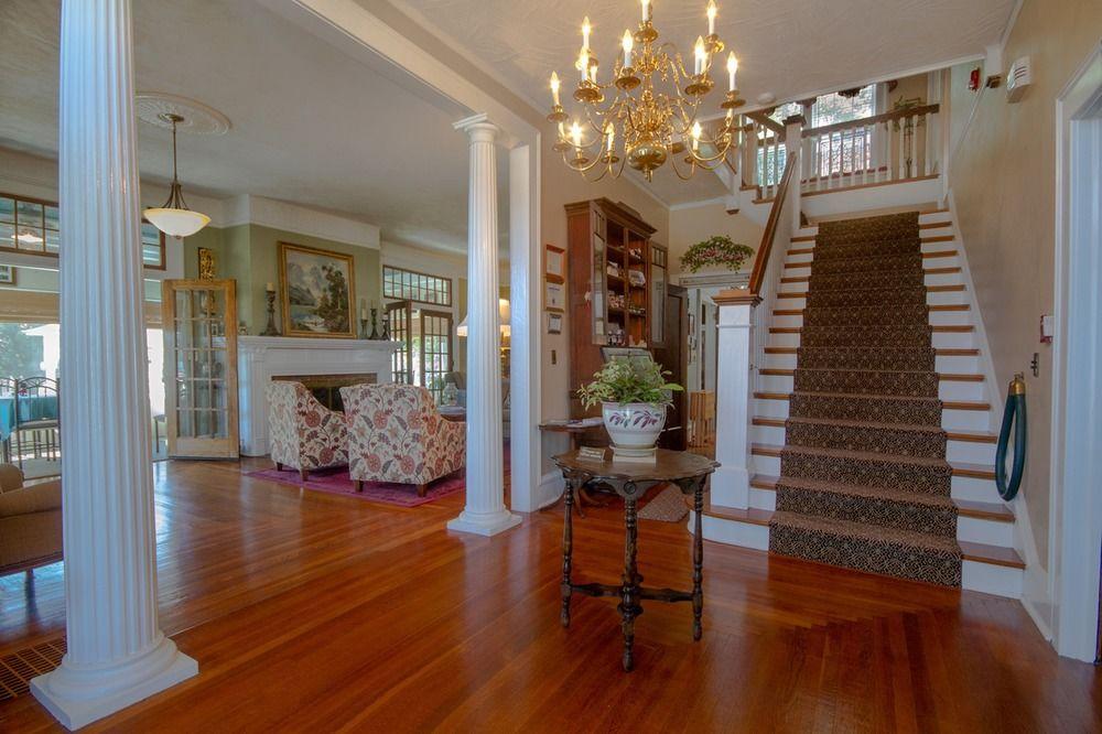 The Dickey House Bed & Breakfast